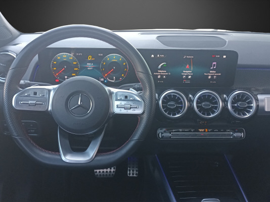 MERCEDES-BENZ GLB 200 7G-Tronic-image-8