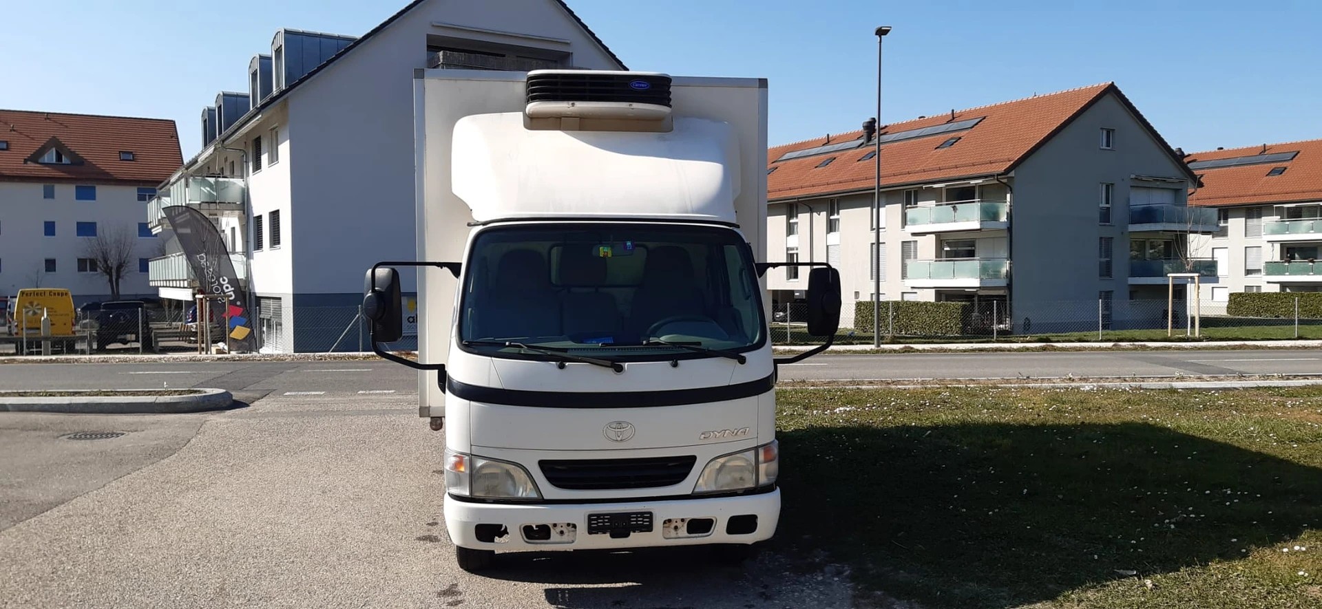 TOYOTA Dyna 150 2.5D-4D-image-1