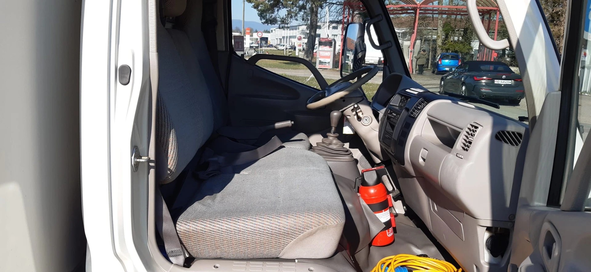 TOYOTA Dyna 150 2.5D-4D-image-7
