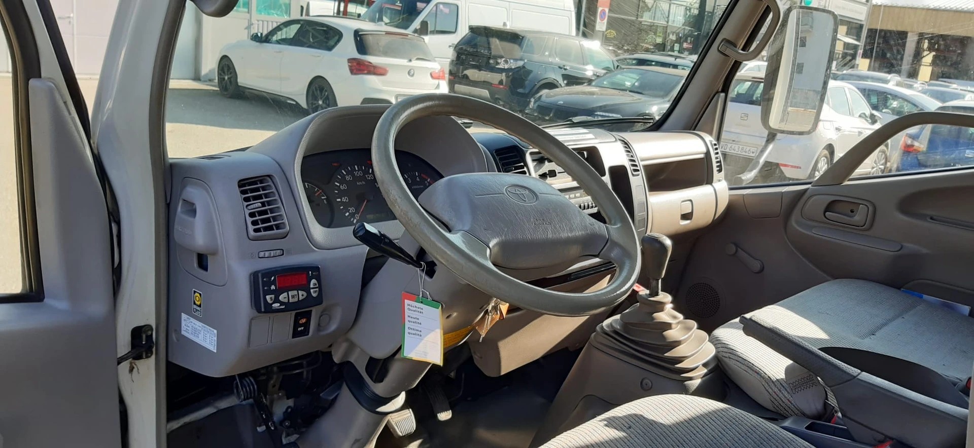 TOYOTA Dyna 150 2.5D-4D-image-5