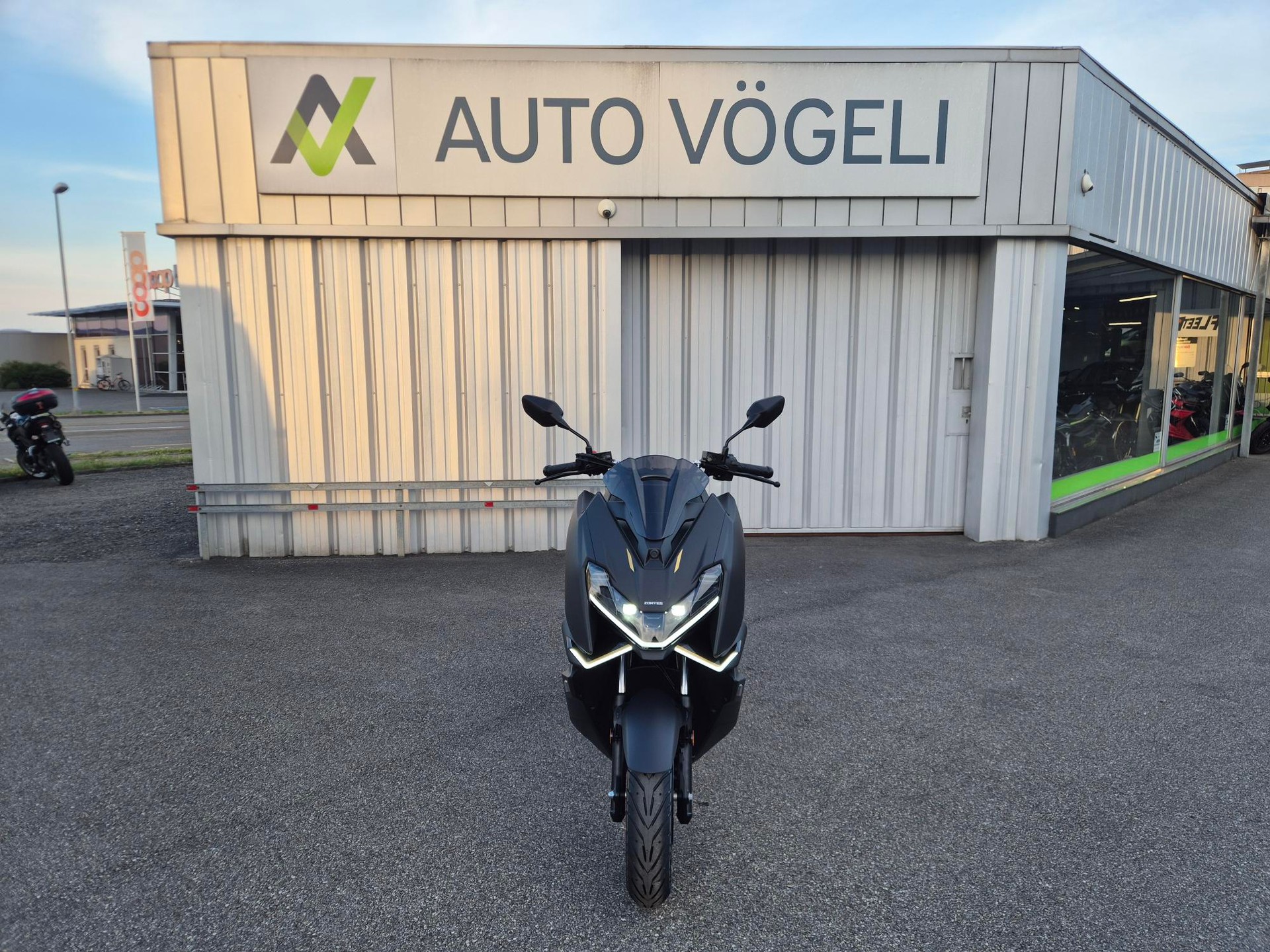ZONTES 125 X-showroom-element-1