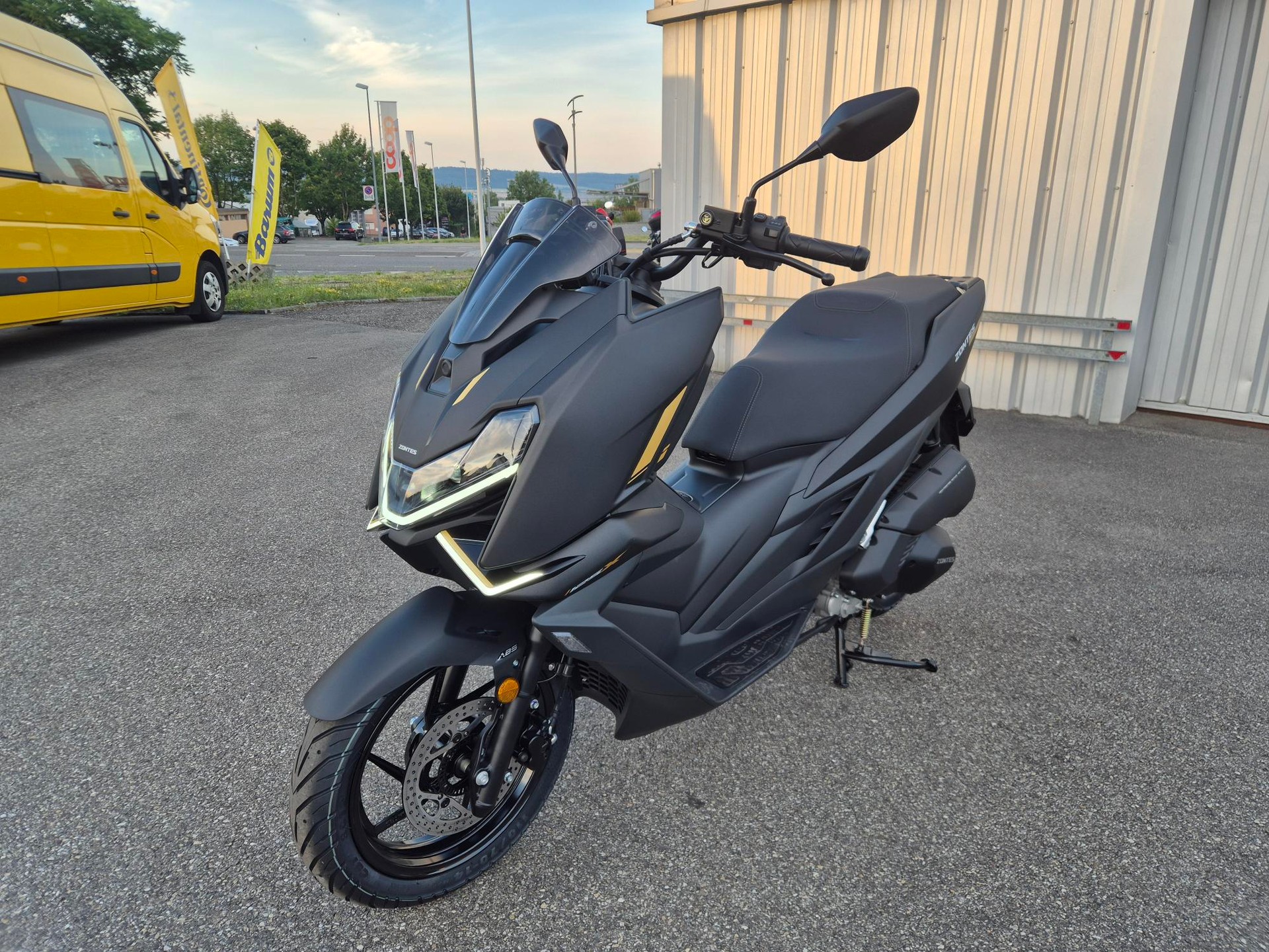 ZONTES 125 X-showroom-element-2