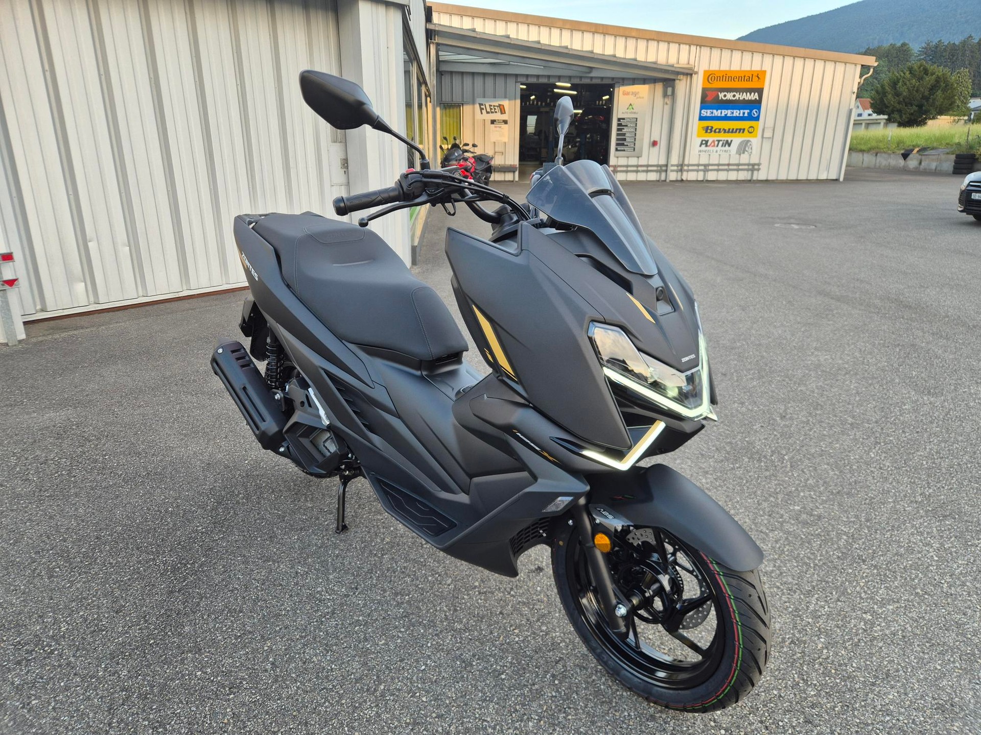 ZONTES 125 X-image-8