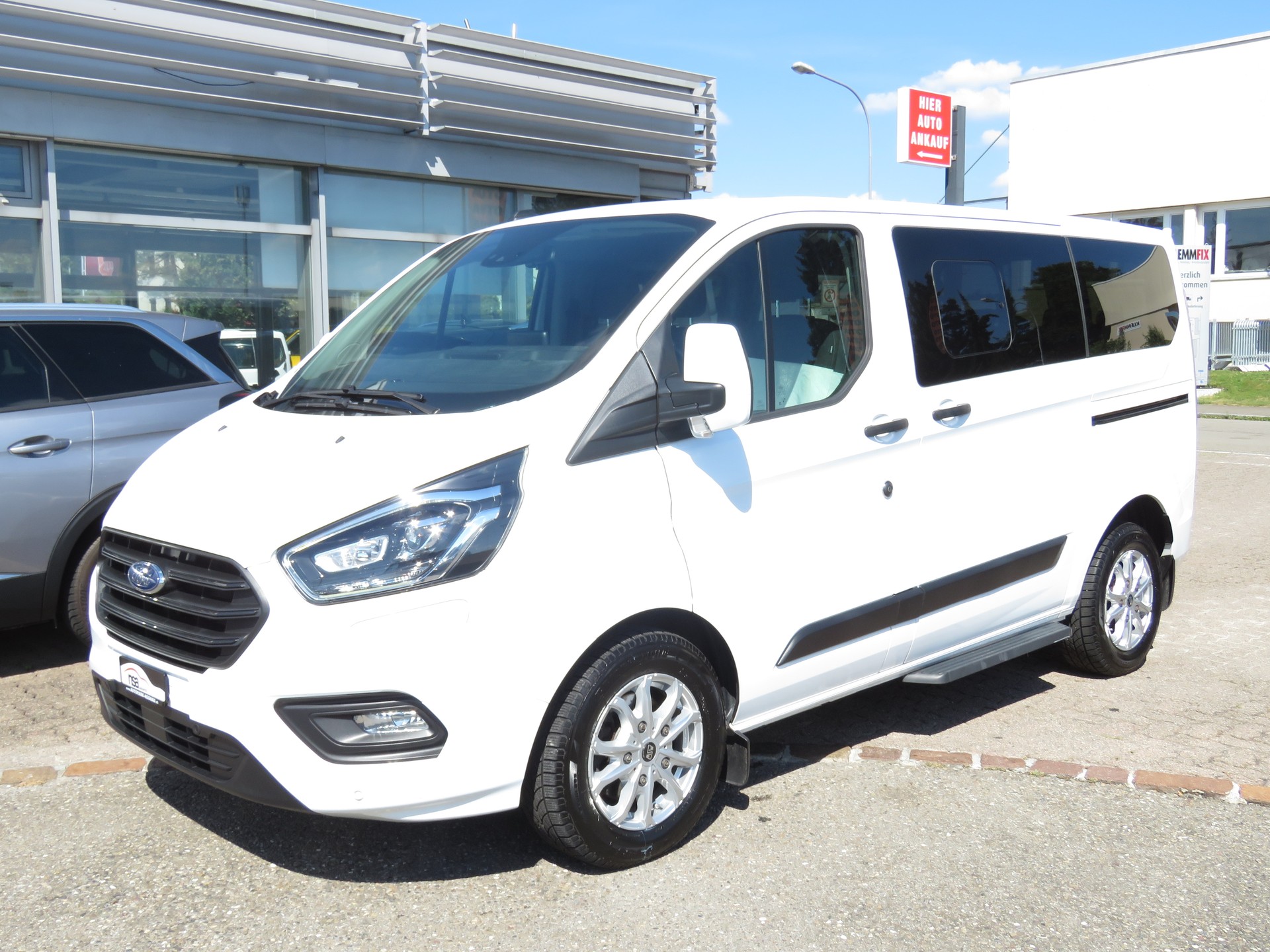 FORD Transit Custom 1.0 Eco Boost 320 L1H1 Trend PHEV (9-Plätzer, Automat) ab Platz !!!