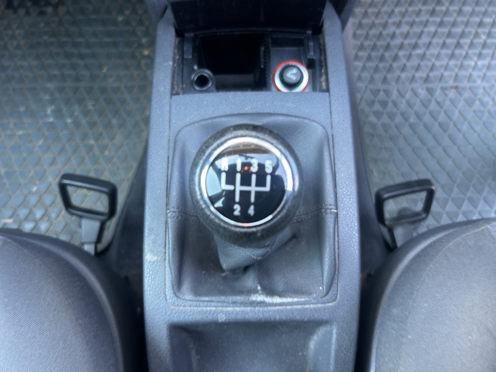 VW Polo 1.2 12V Comfortline-image-13