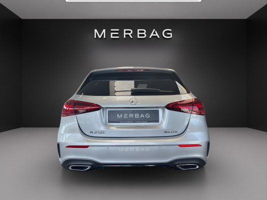 MERCEDES-BENZ A 250 4Matic 8G-DCT-image-4