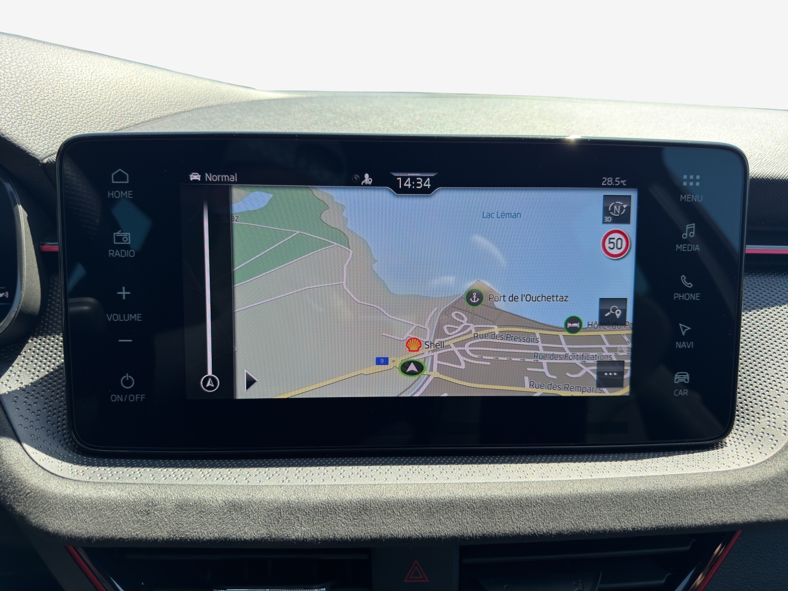 SKODA Kamiq 1.0 TSI Selection DSG-image-13