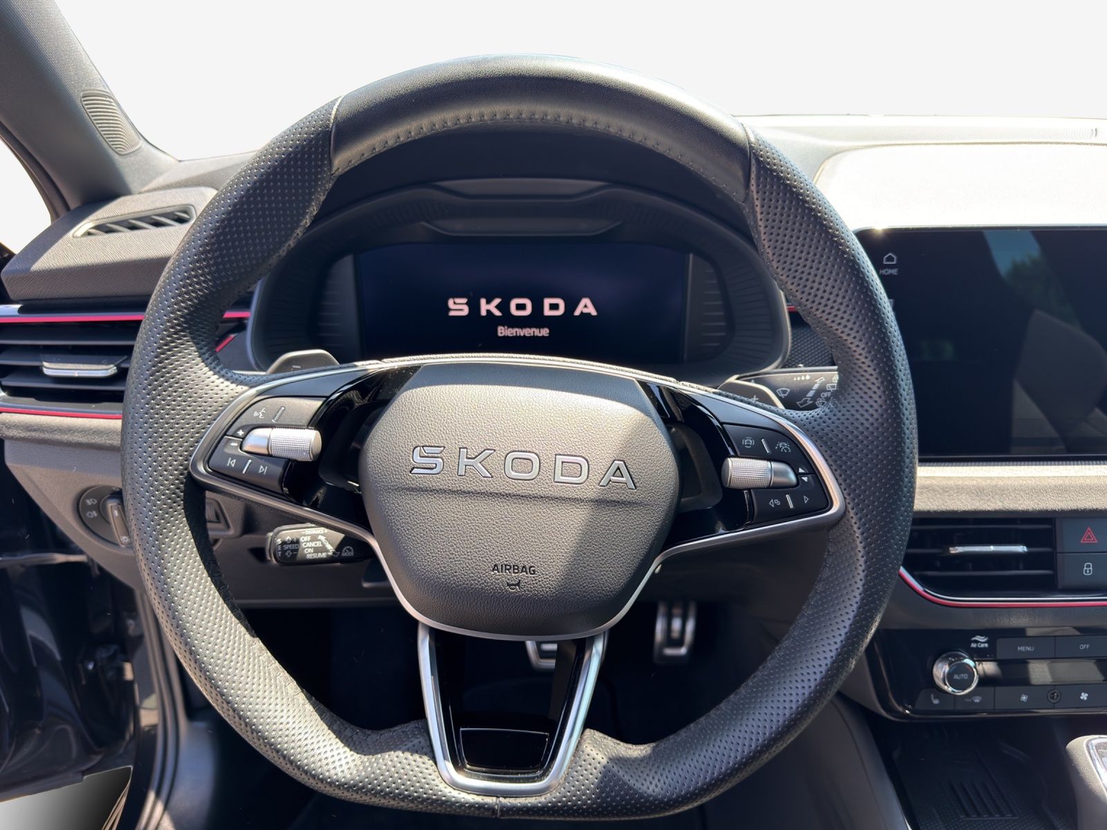 SKODA Kamiq 1.0 TSI Selection DSG-image-9