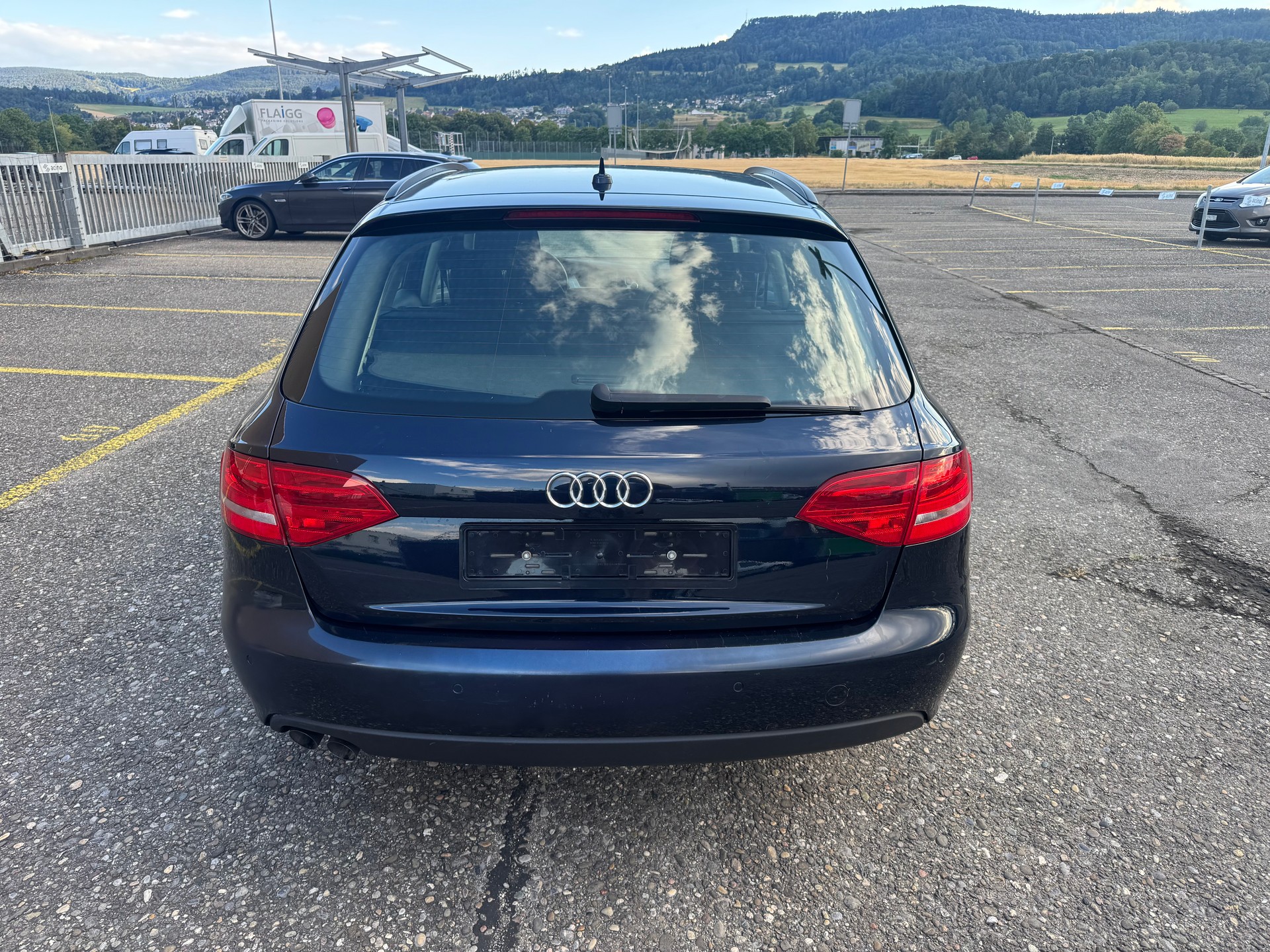 AUDI A4 Avant 2.0 TDI multitronic-image-4