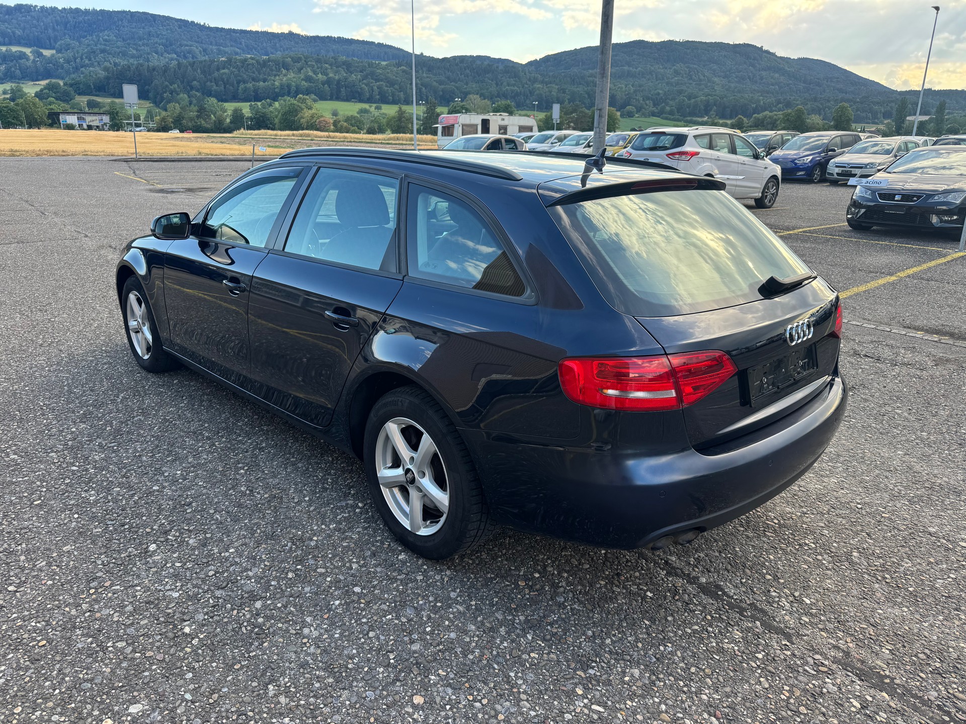 AUDI A4 Avant 2.0 TDI multitronic-image-5