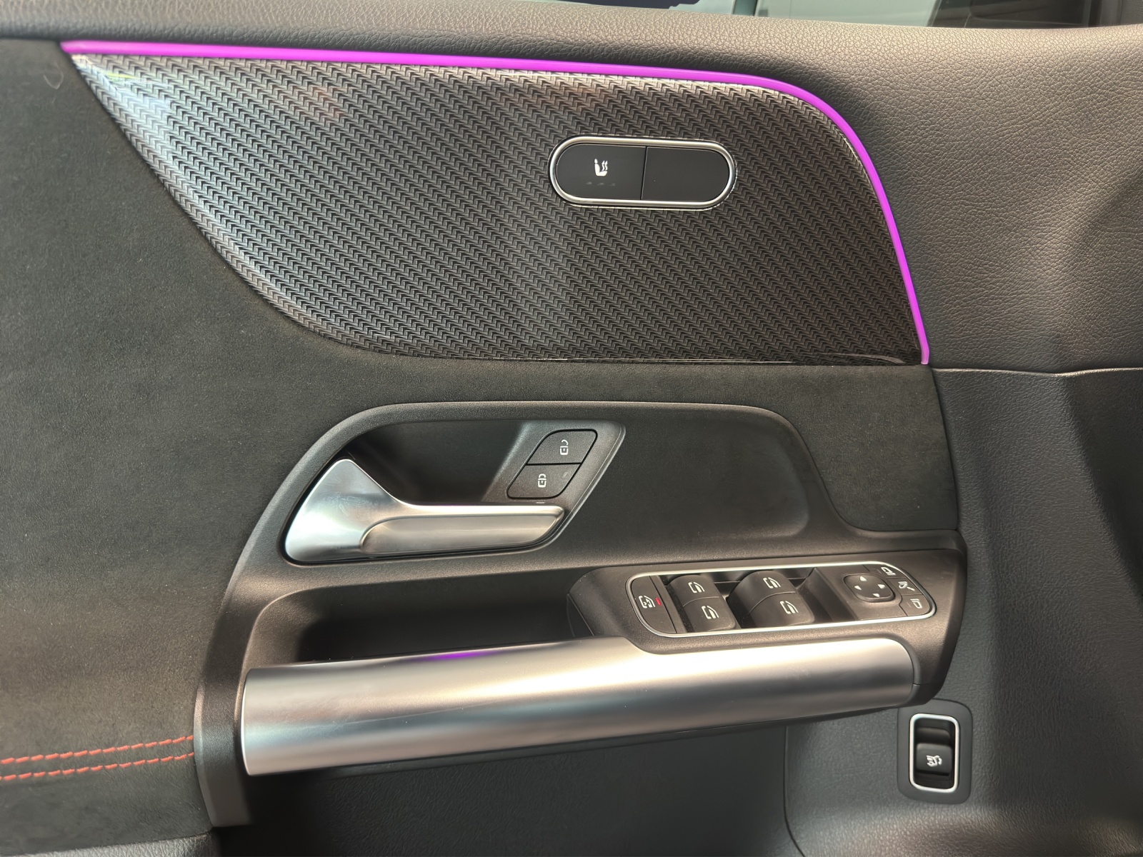 Image MERCEDES-BENZ B-250 B 250 4Matic AMG Line