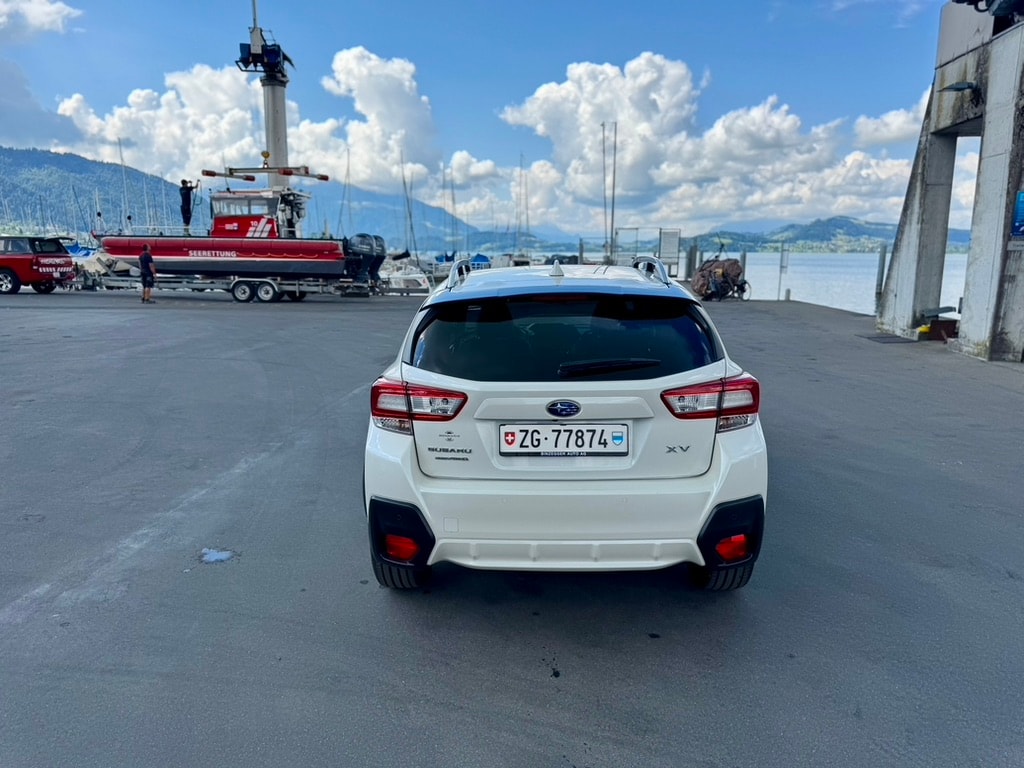 SUBARU Subaru XV 2.0i Luxury AWD Lineartronic-image-2