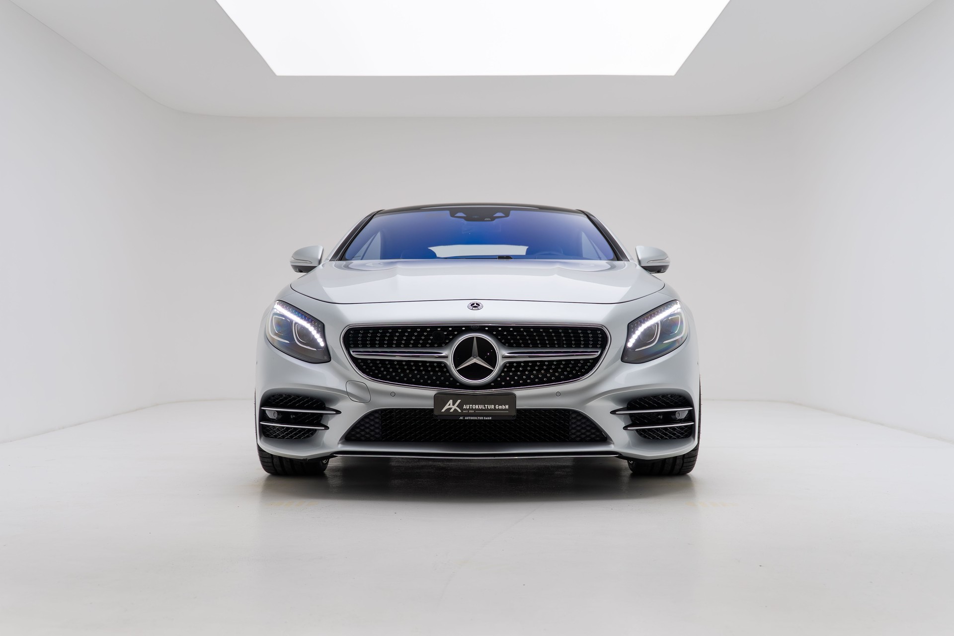 MERCEDES-BENZ S 560 Coupé 4Matic 9G-Tronic-image-0
