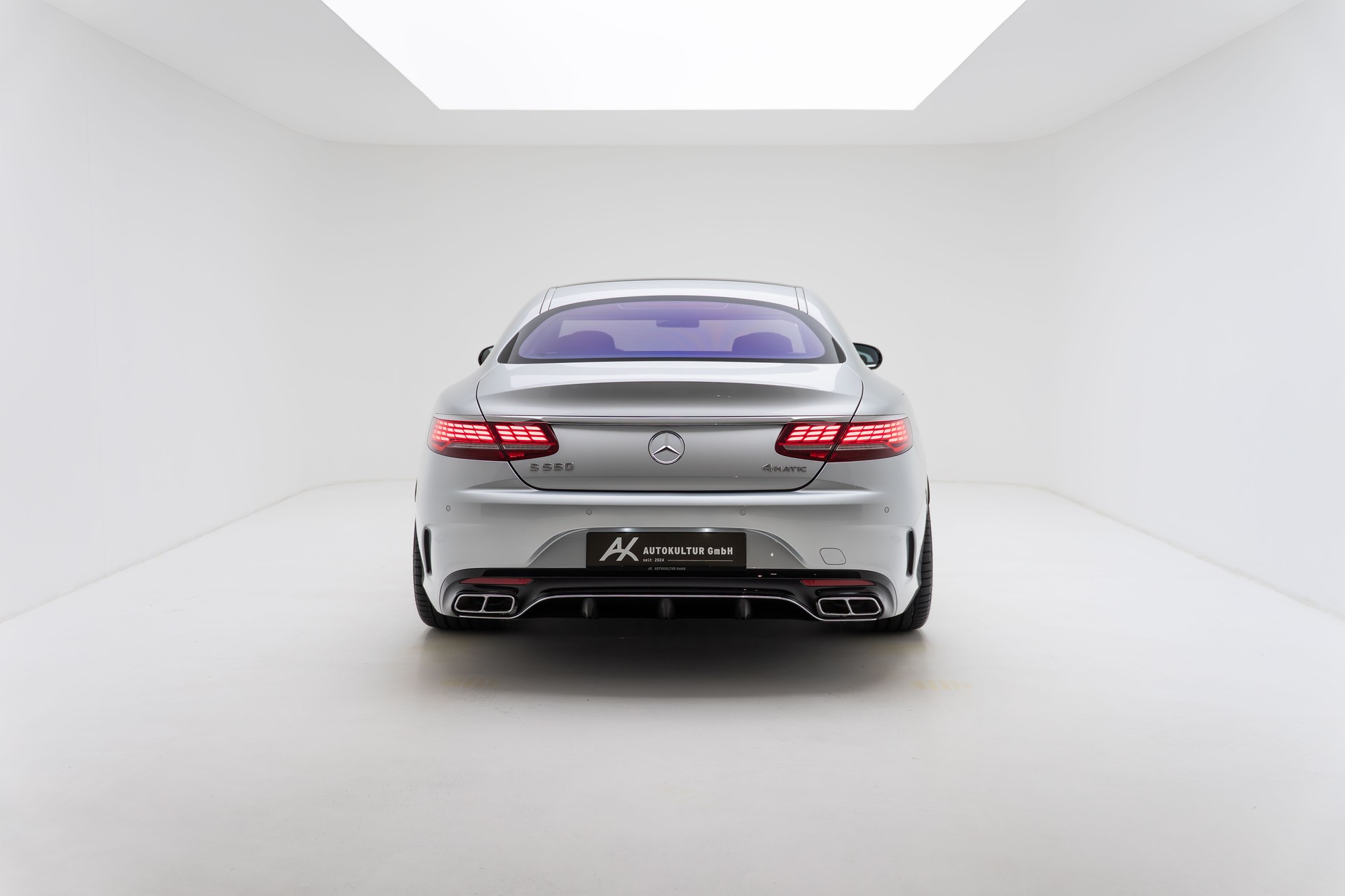 MERCEDES-BENZ S 560 Coupé 4Matic 9G-Tronic-image-10