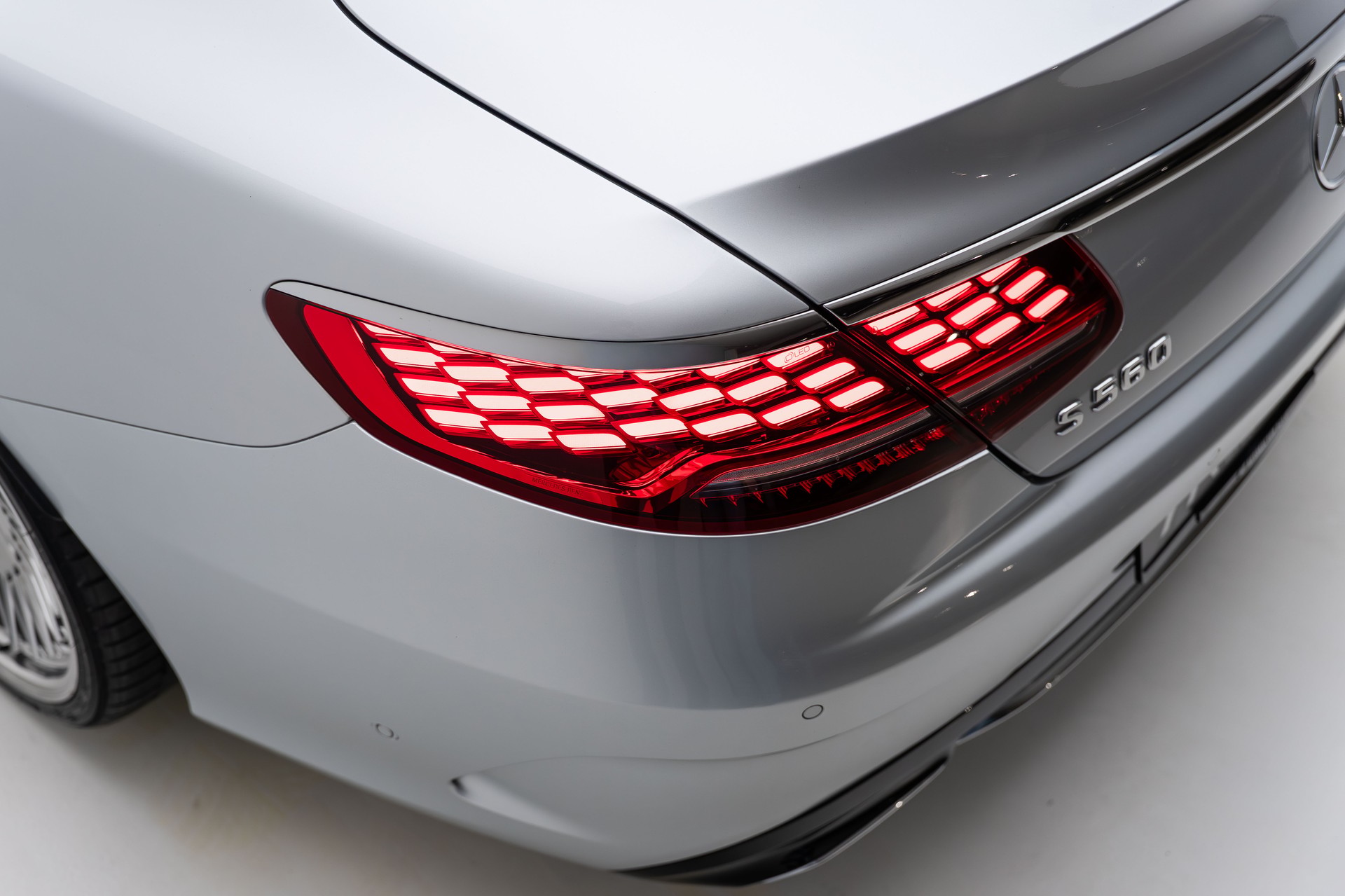 MERCEDES-BENZ S 560 Coupé 4Matic 9G-Tronic-image-17