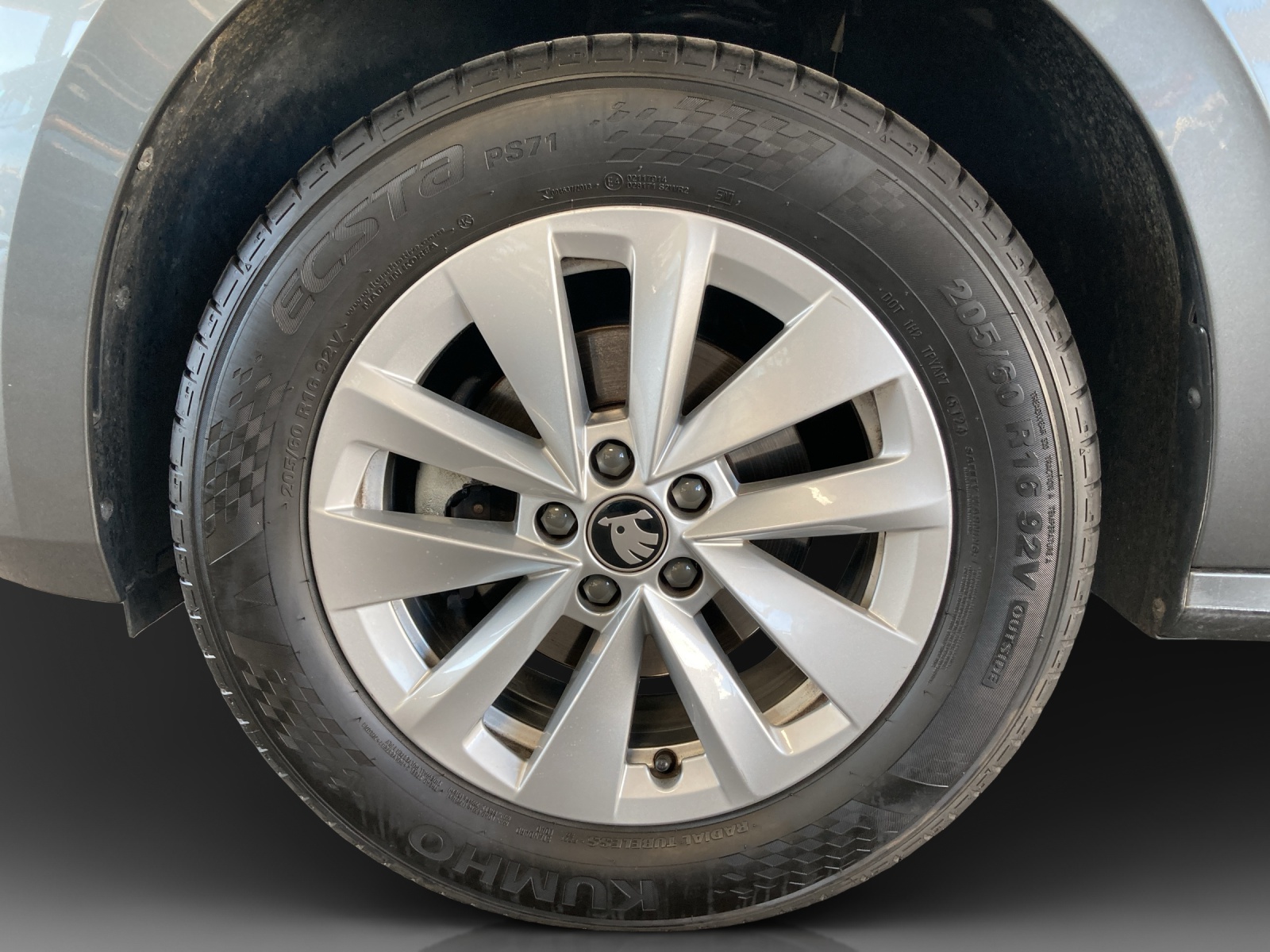 SKODA Kamiq 1.0 TSI Dynamic DSG-image-15