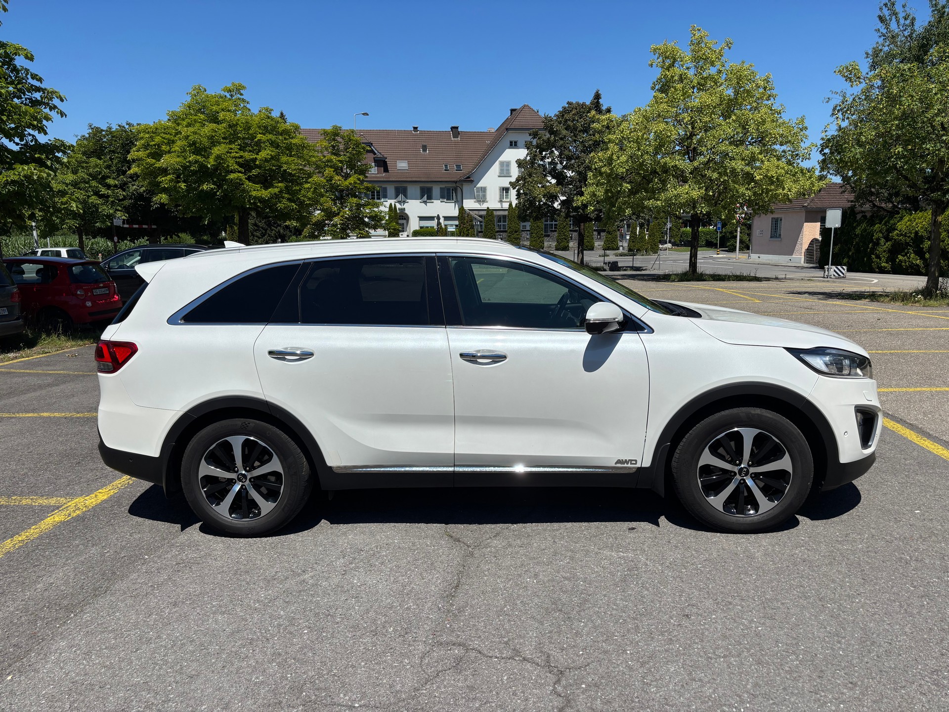 KIA 2.2 CRDi Style 7P-image-1
