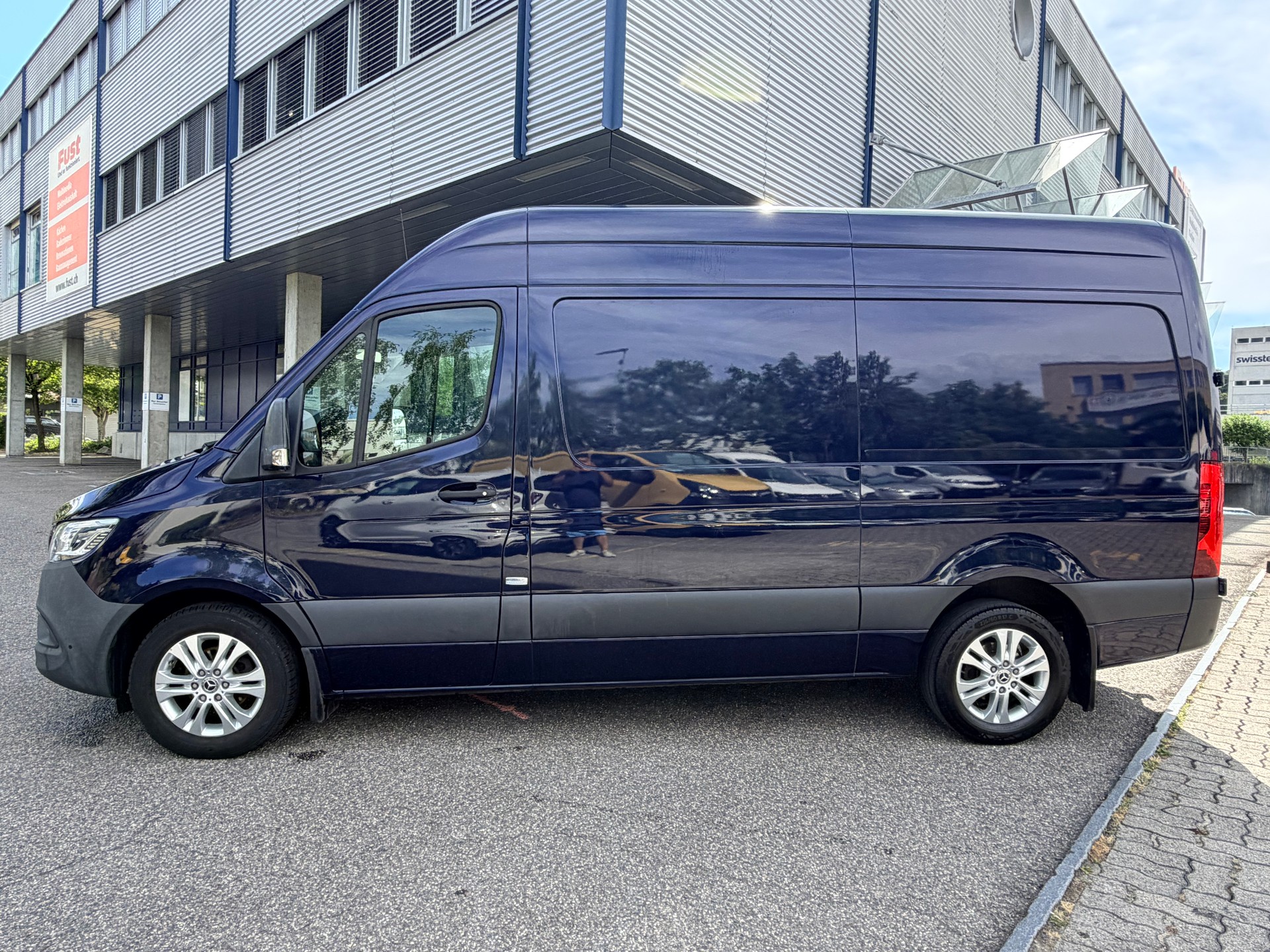 MERCEDES-BENZ Sprinter 319 CDI Standard 7G-TRONIC-image-6