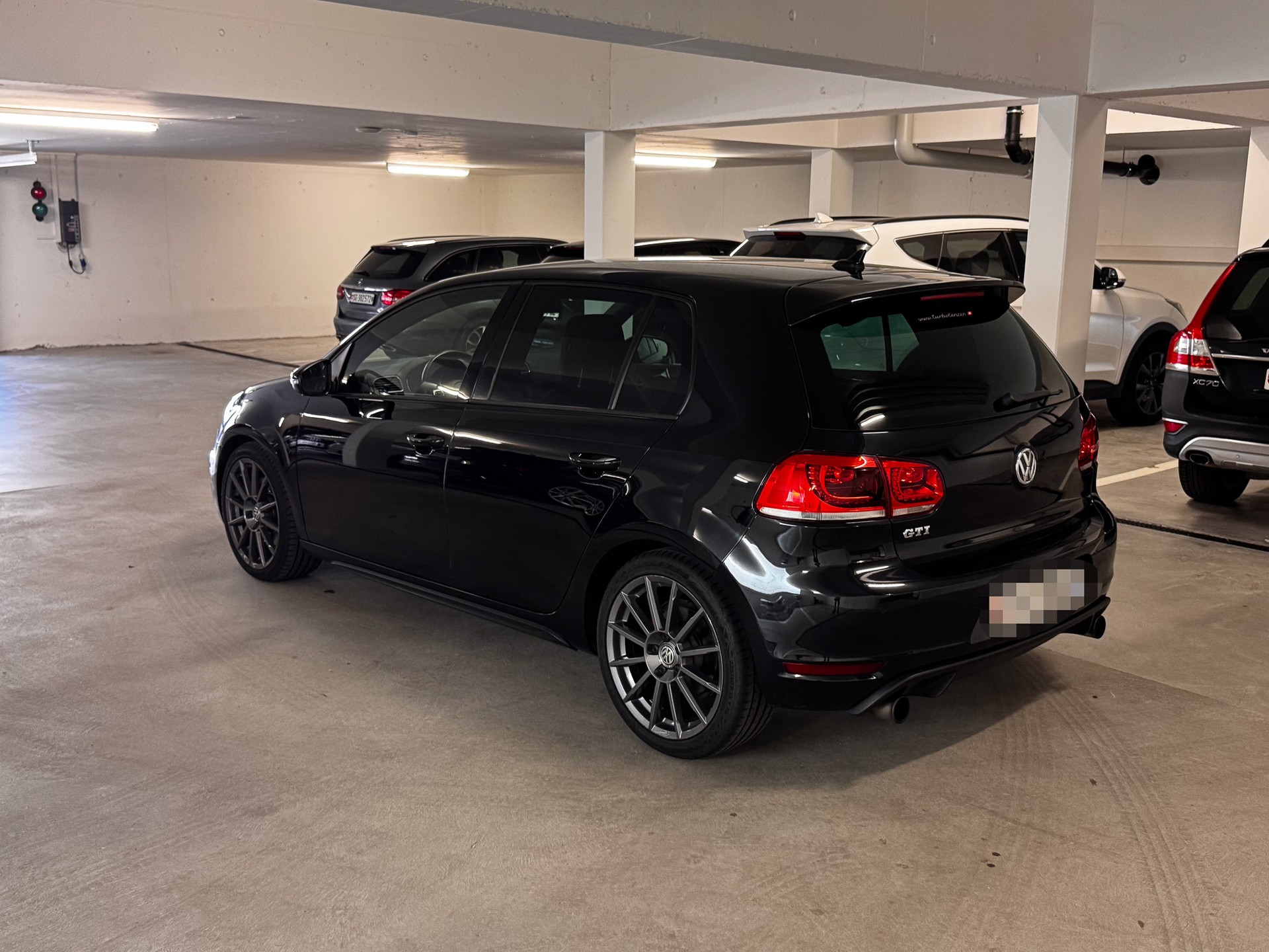 VW 2.0 TSI GTI DSG (Limousine)-image-2