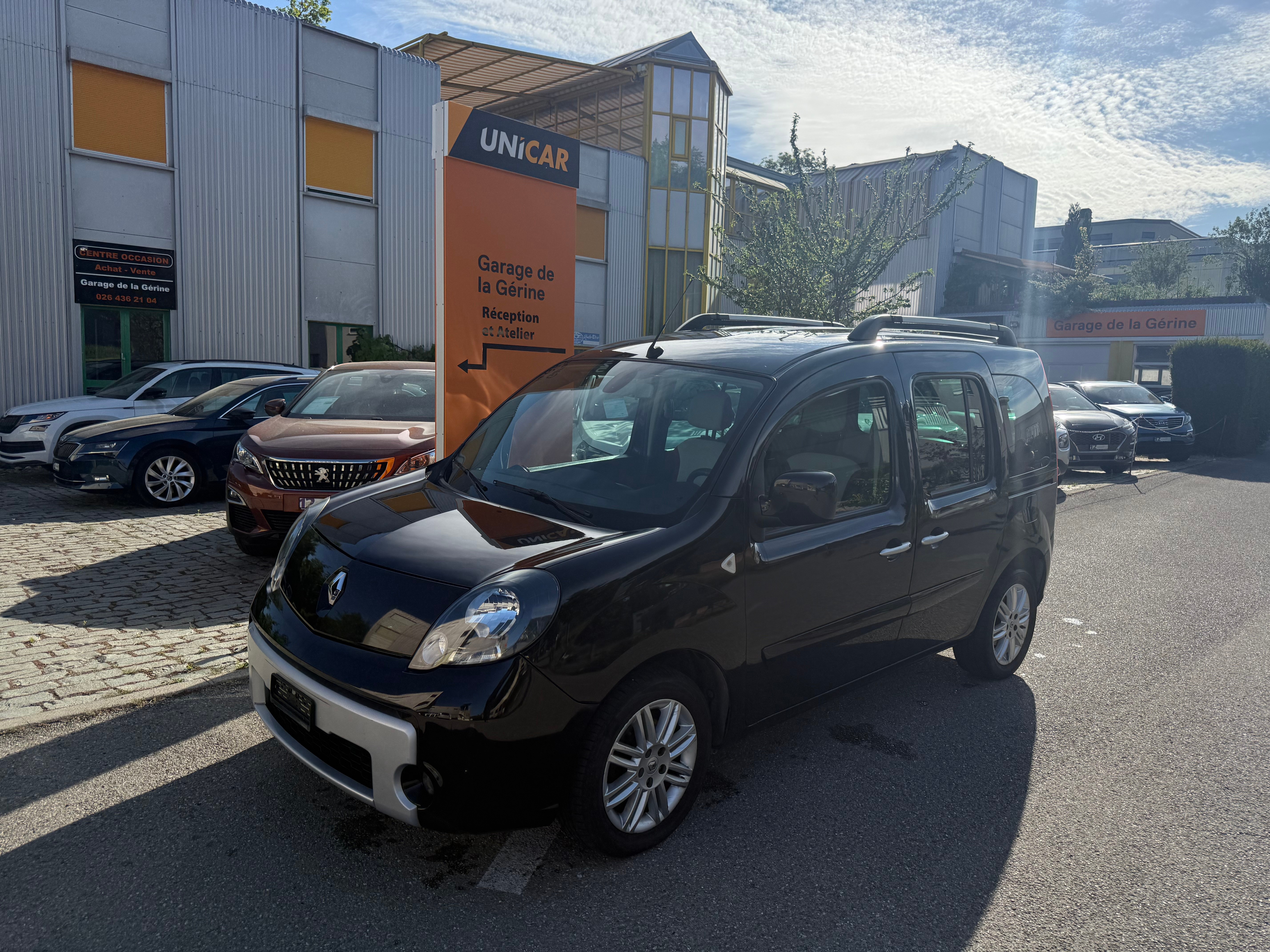 Car photo