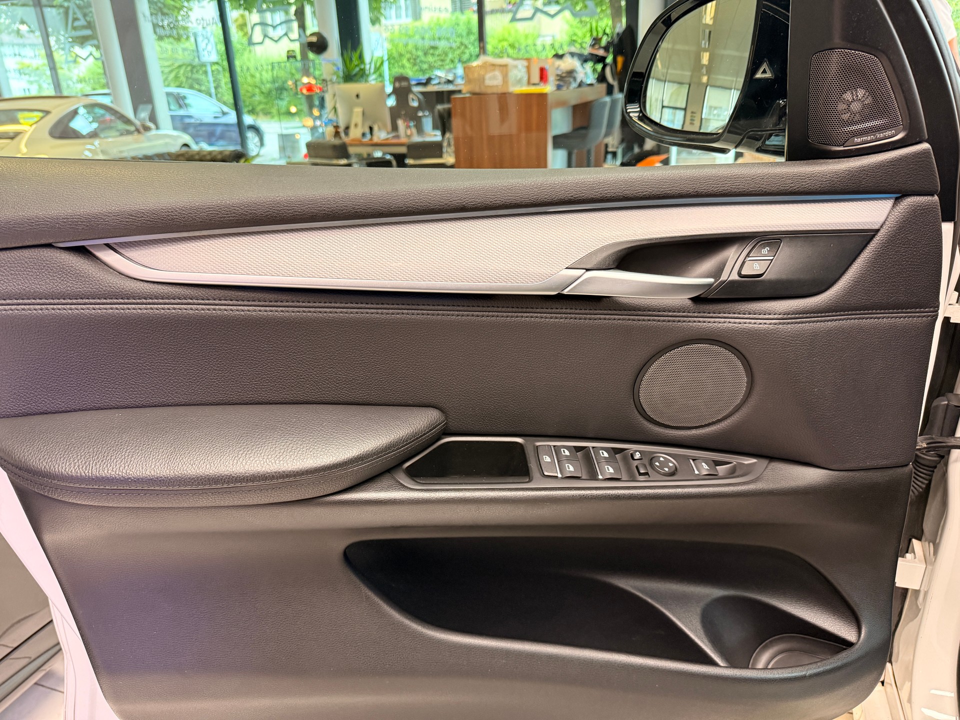 BMW X5 30d xDrive SAG-image-6