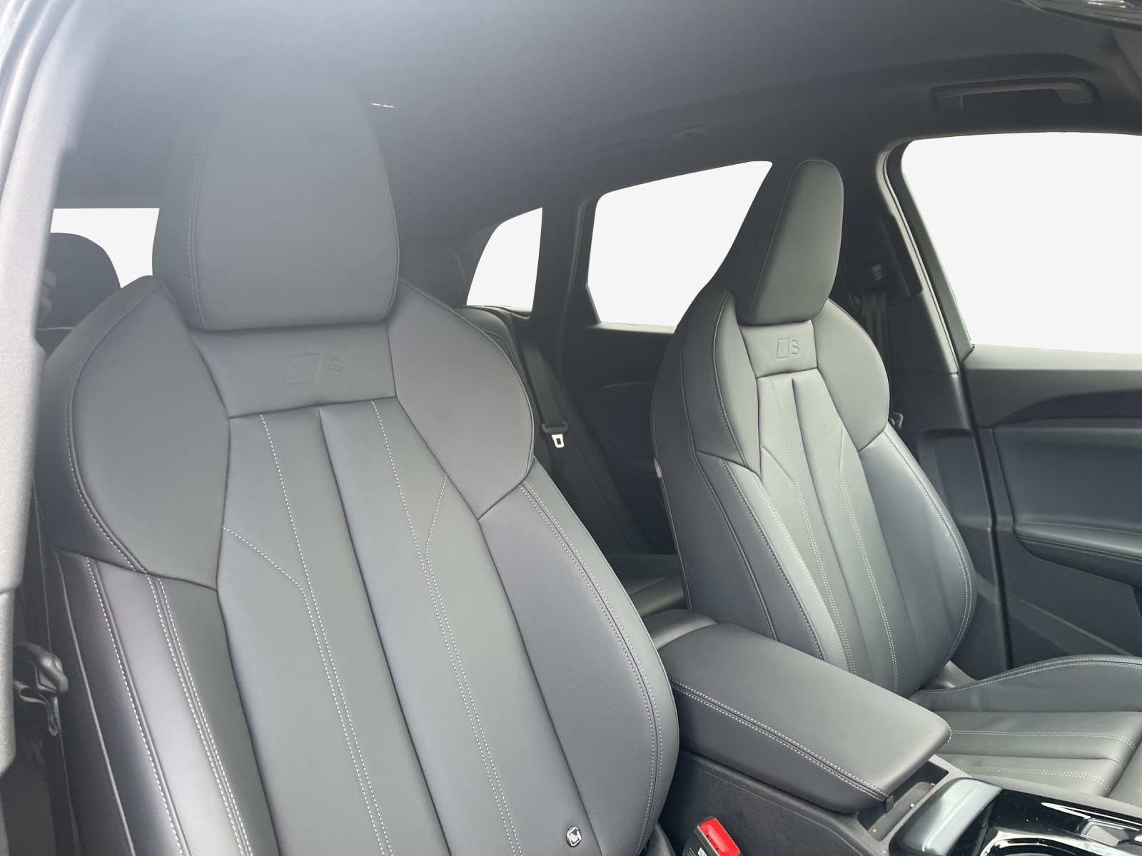 AUDI Q5 TDI quattro 150 kW S-tronic-image-14