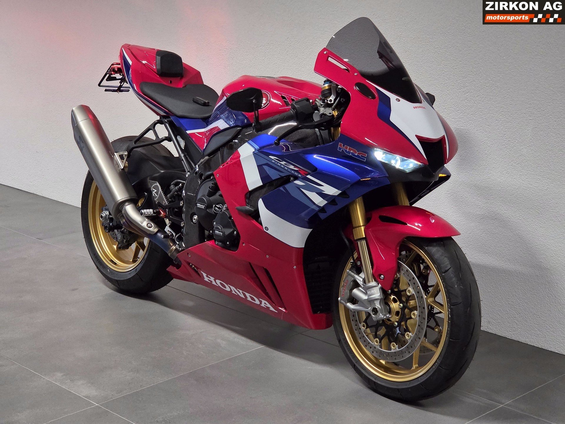 HONDA CBR 1000 RR-R SP-showroom-element-3