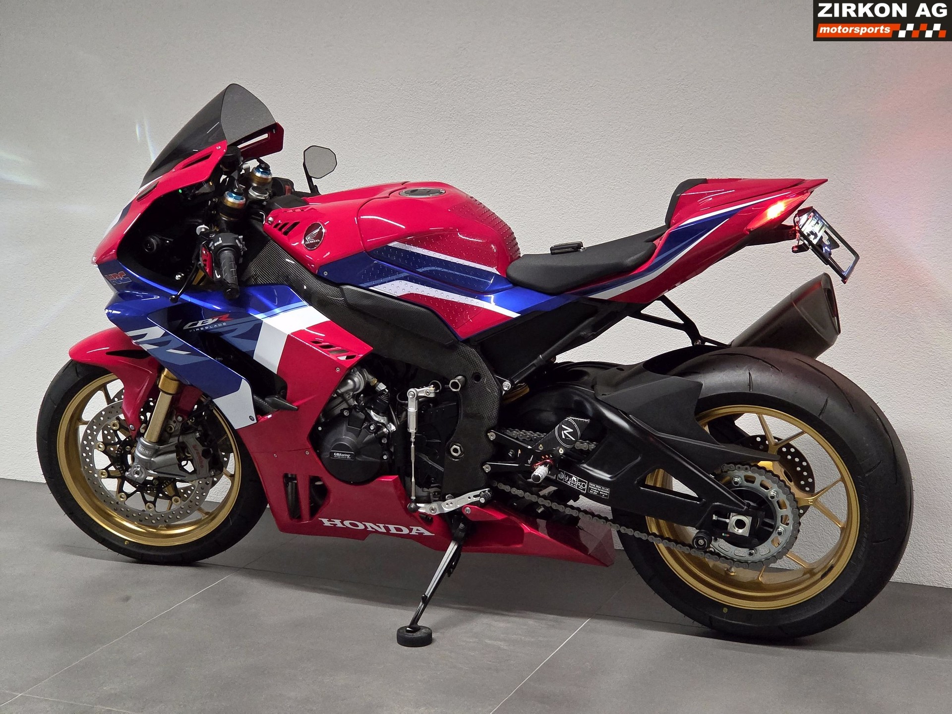 HONDA CBR 1000 RR-R SP-image-10