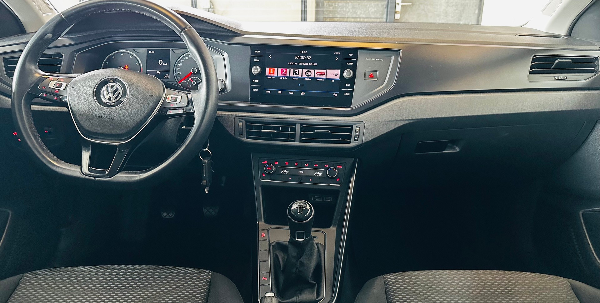 VW Polo 1.0 TSI BMT-image-11