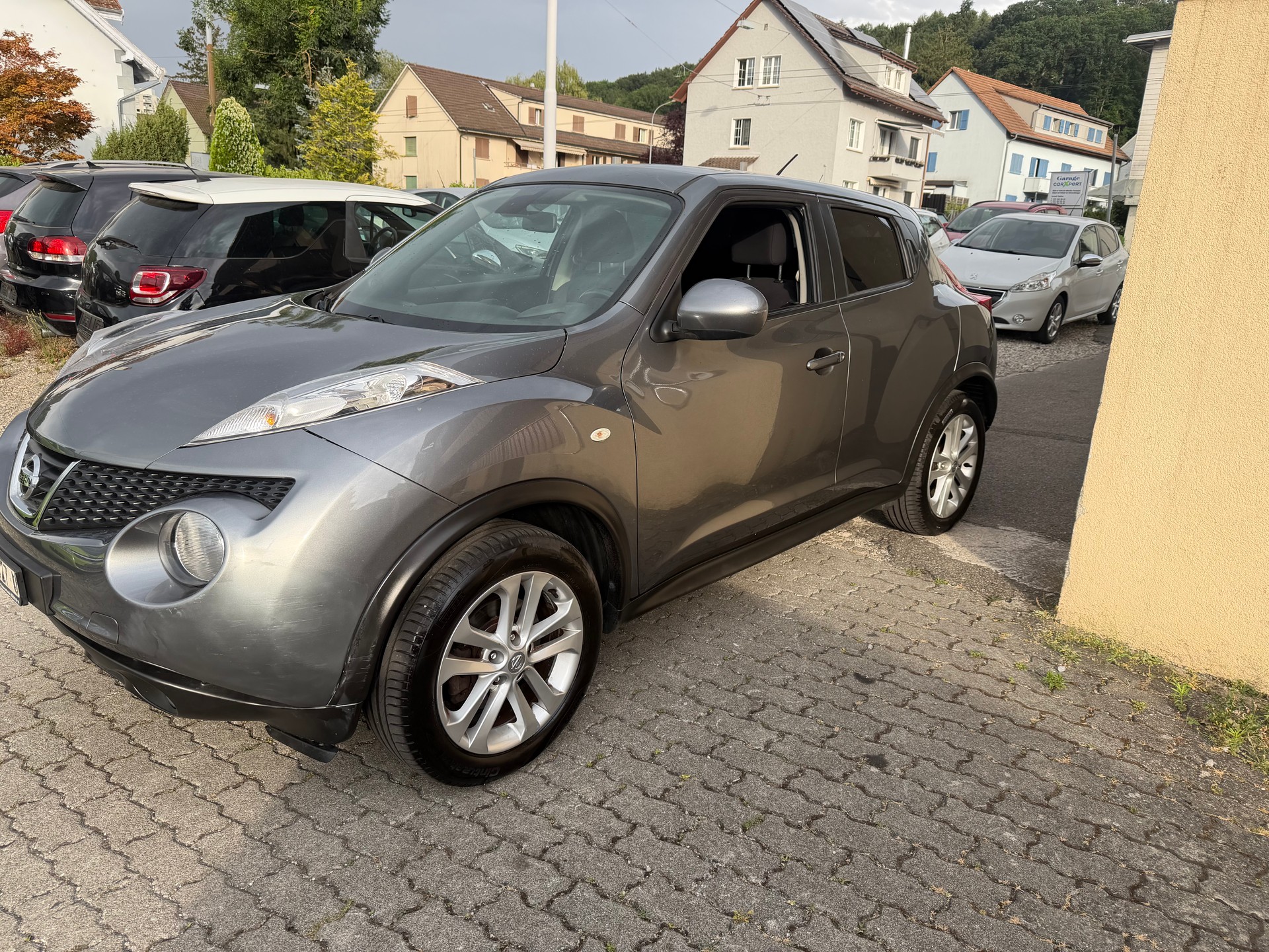 NISSAN Juke 1.6 DIG-T tekna 4x4 Xtronic M-CVT-image-1