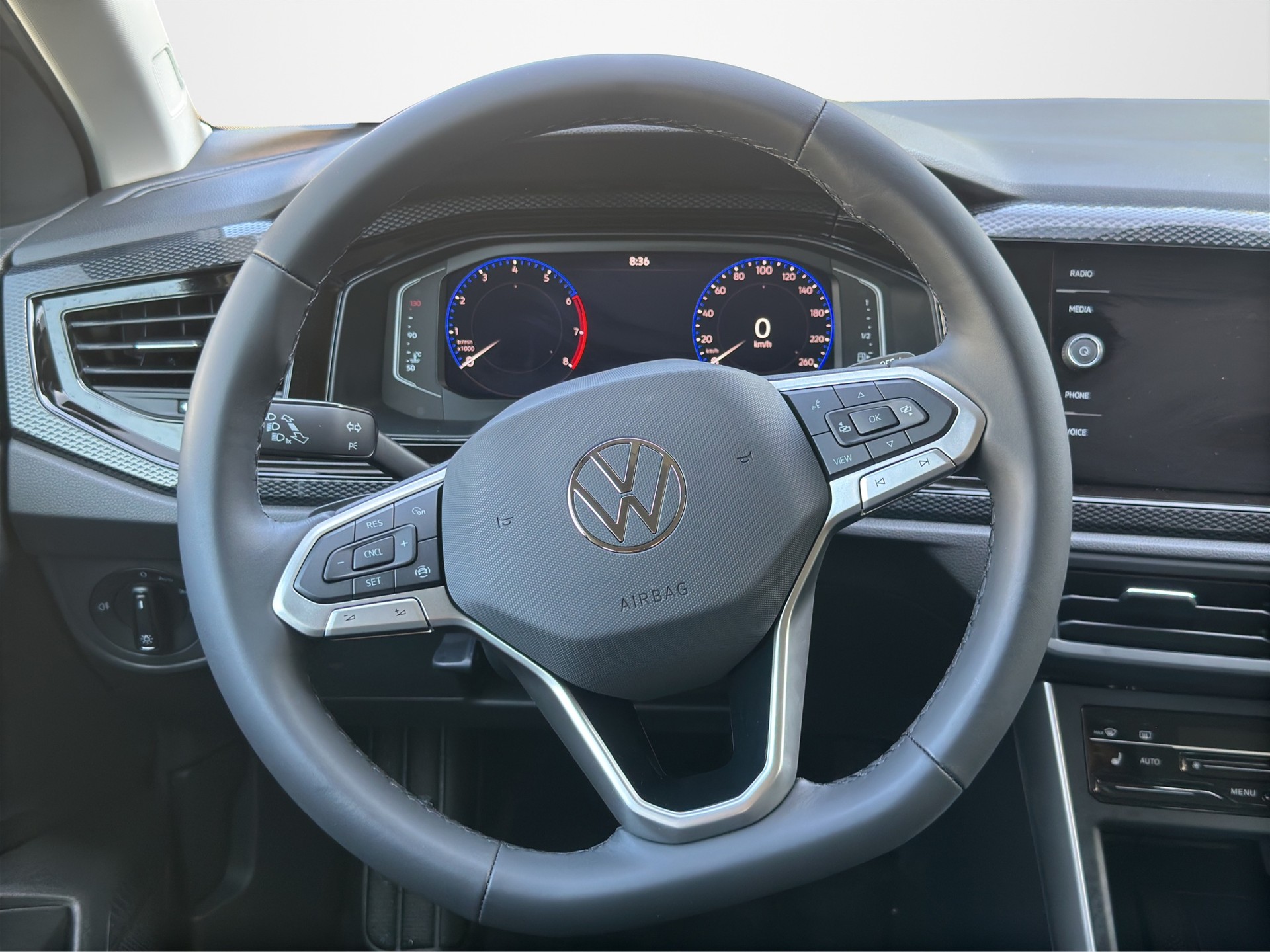 VW Taigo 1.5 TSI R-Line DSG-image-9