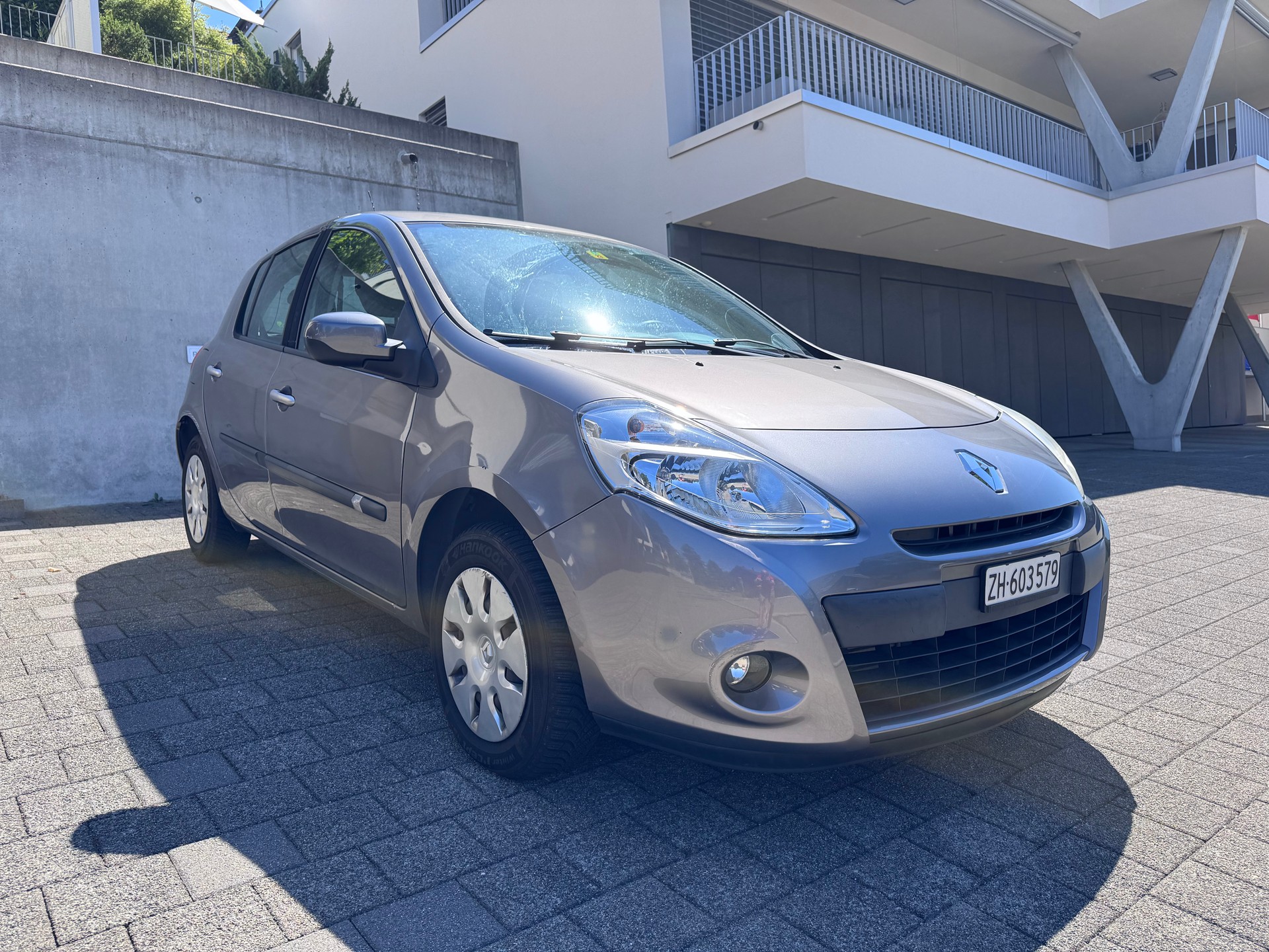 RENAULT 1.2 TCe 100 Expression-image-0