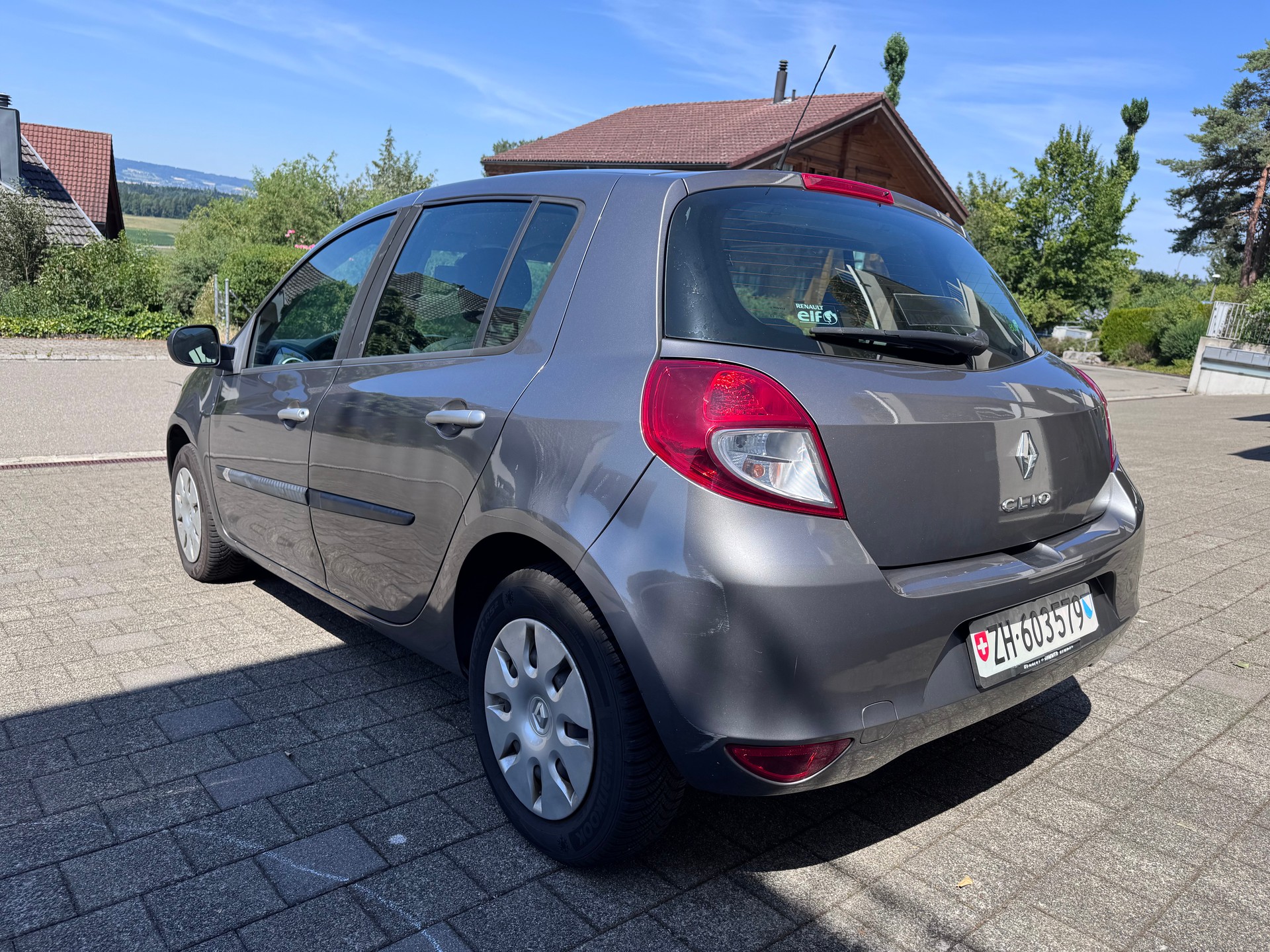 RENAULT 1.2 TCe 100 Expression-image-3