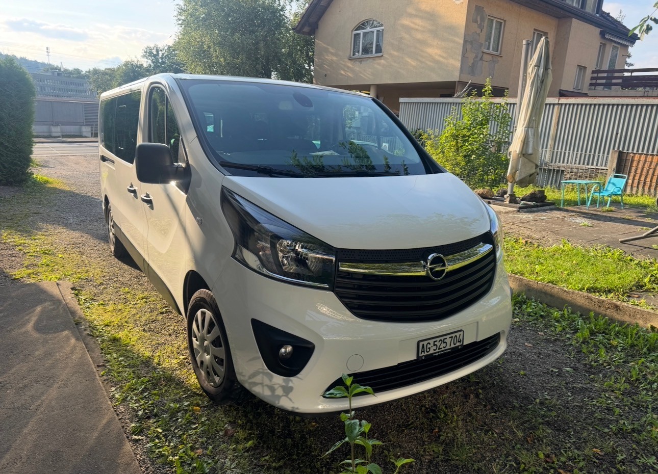 OPEL Vivaro 1.6 CDTI Combi+ 2.9t L2H1-image-8