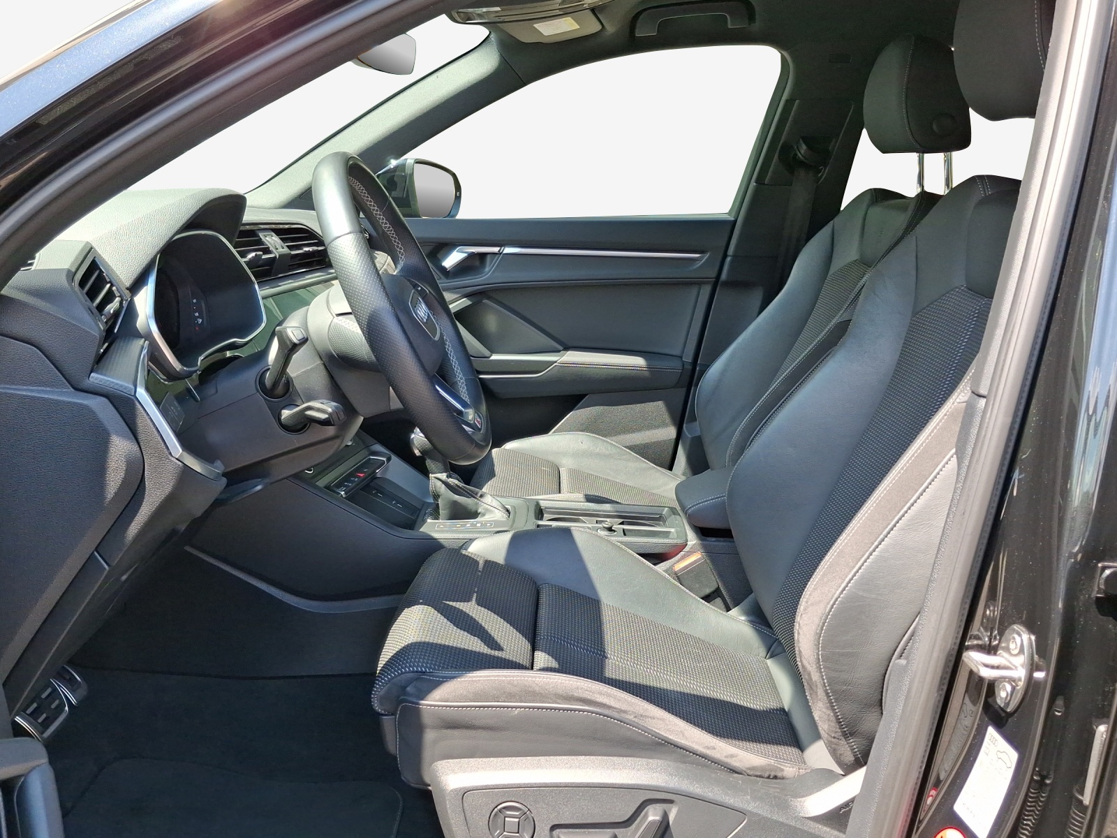 AUDI Q3 35 TFSI advanced Attraction S-tronic-image-7
