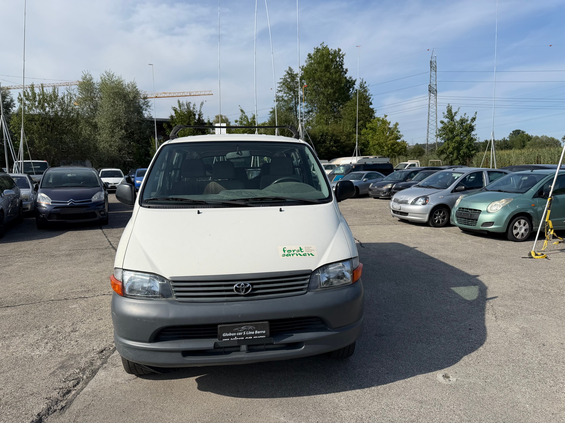 TOYOTA Hiace D-4D 4WD Van-image-0