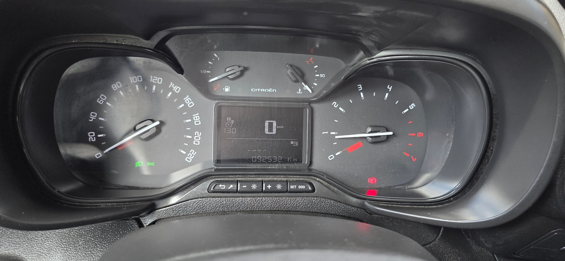 CITROEN Berlingo Van 1.6 Blue HDi 100 s/s Worker 1000kg-image-13