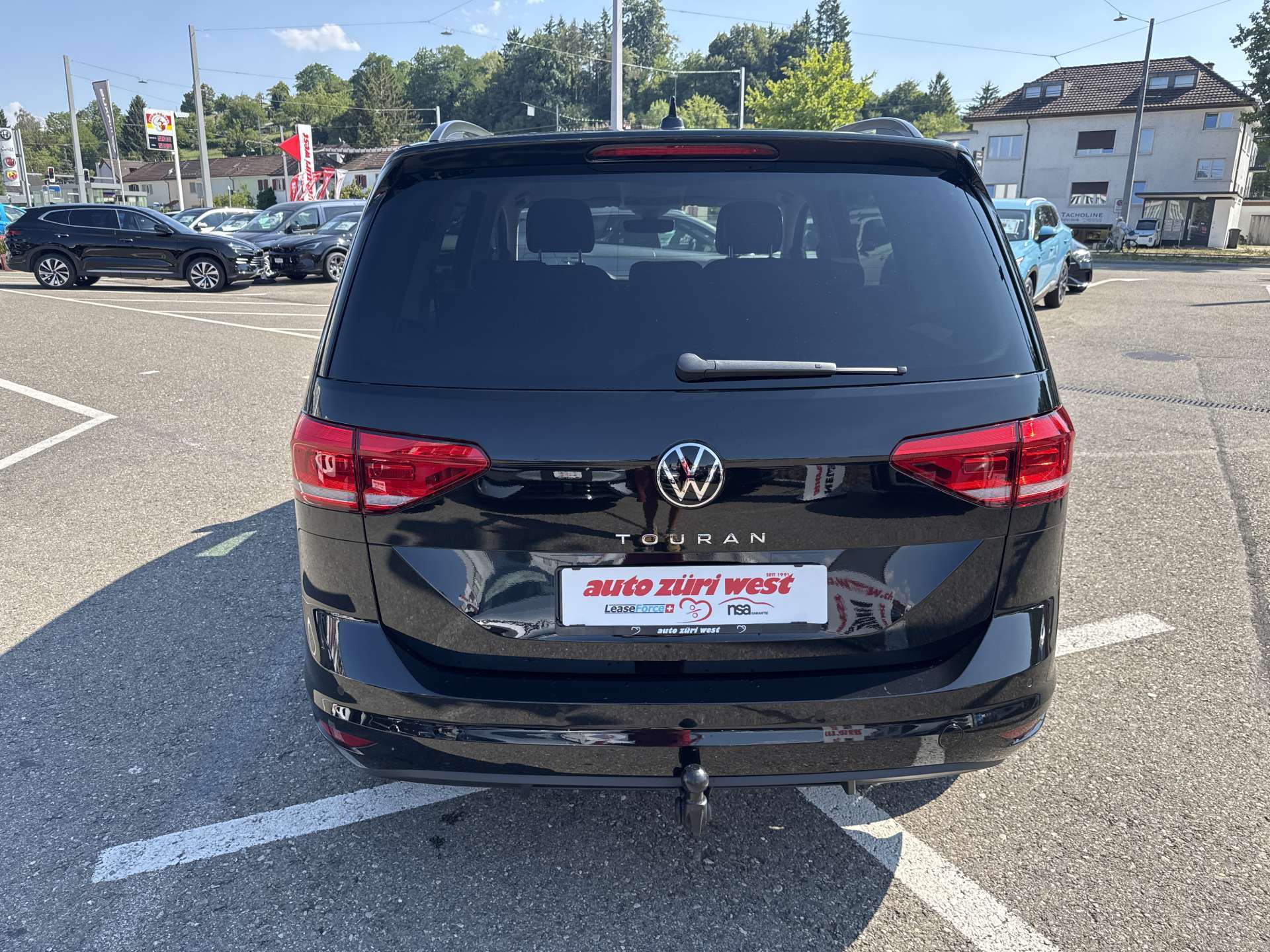 VW Touran 1.5 TSi EVO Comfortline Edition DSG-Automat 7-Plätzer-image-14