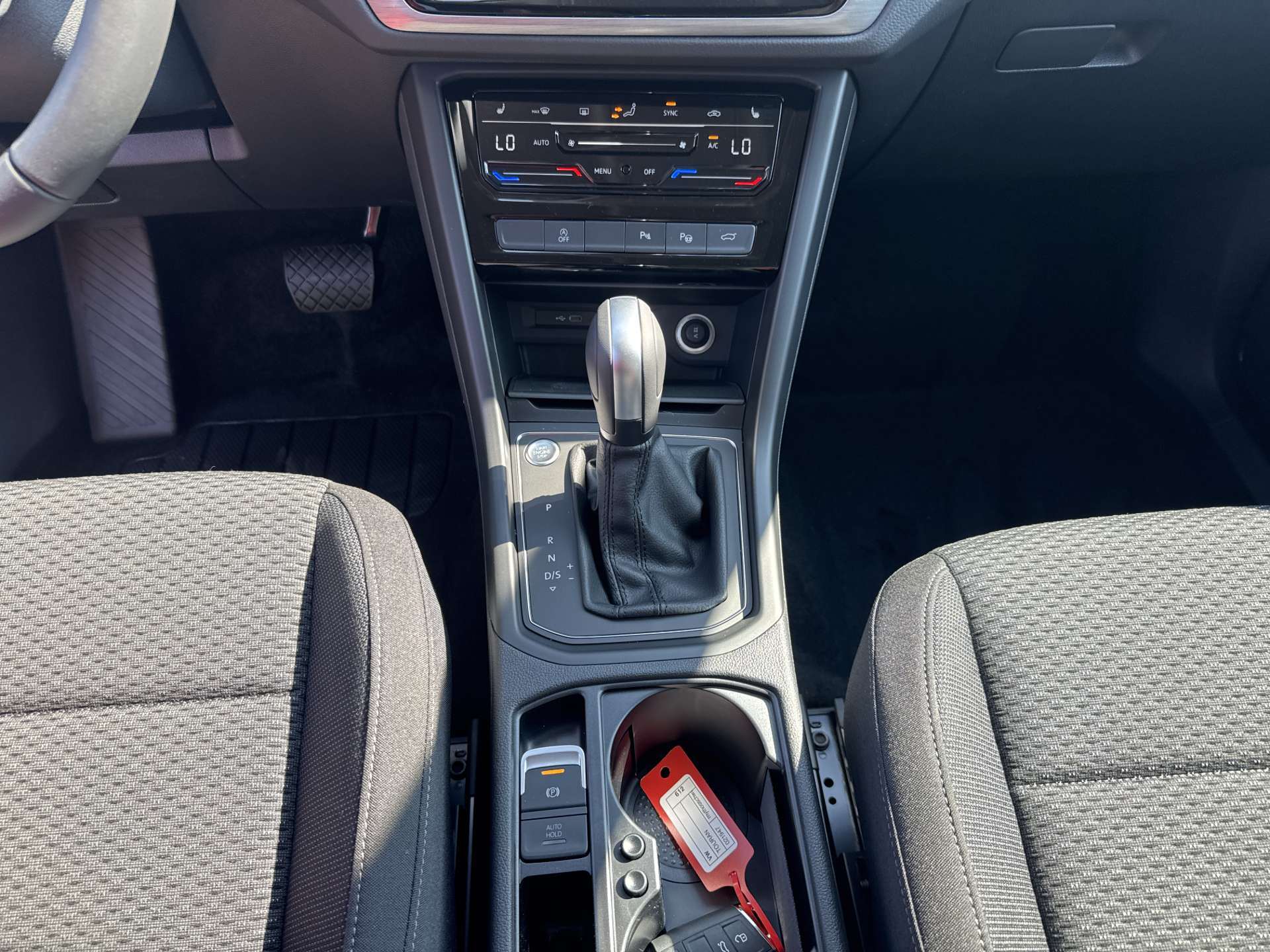 VW Touran 1.5 TSi EVO Comfortline Edition DSG-Automat 7-Plätzer-image-11