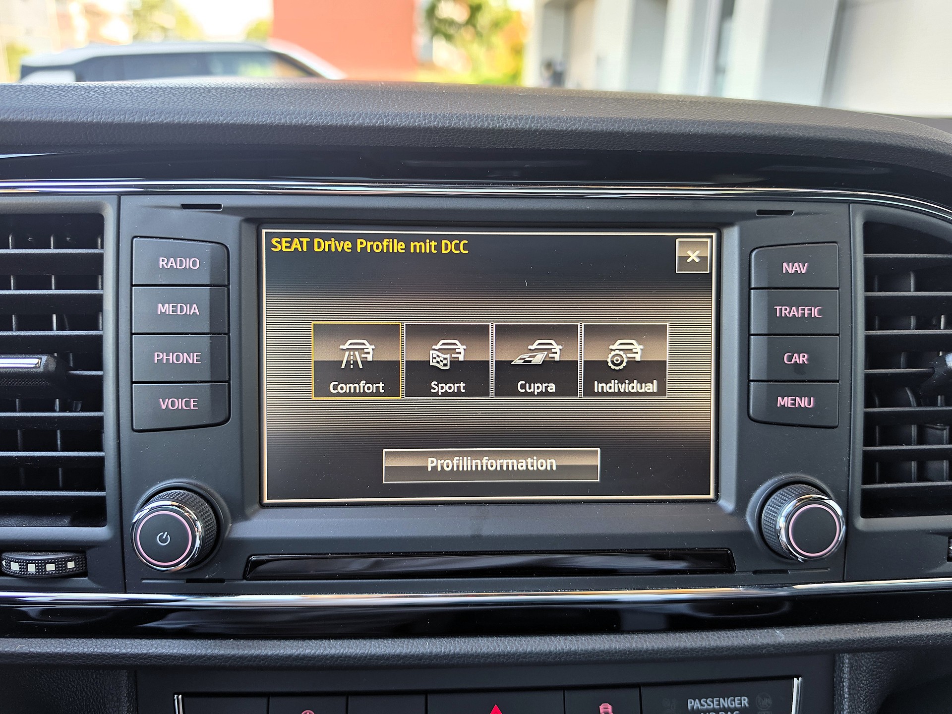 SEAT Leon 2.0 TSI Cupra 290 DSG-image-14