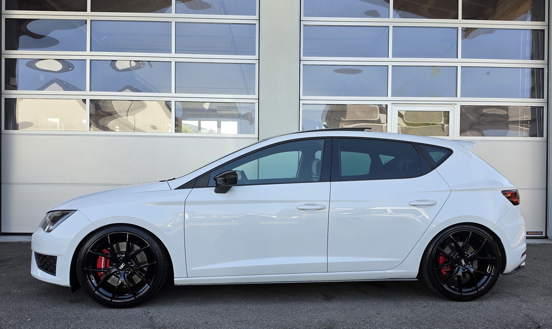 SEAT Leon 2.0 TSI Cupra 290 DSG-image-2