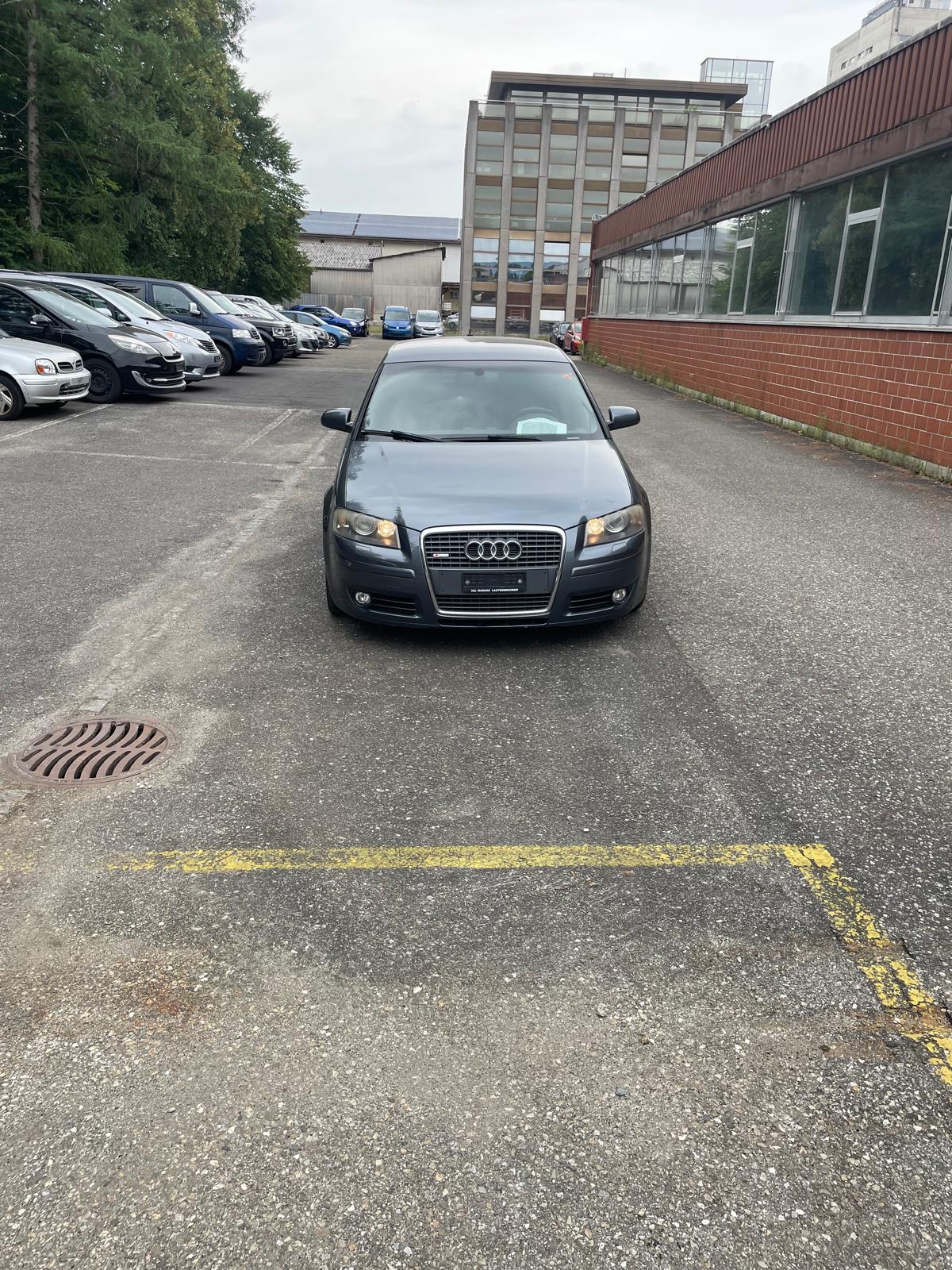 AUDI A3 Sportback 2.0 TDI Attraction quattro-image-0