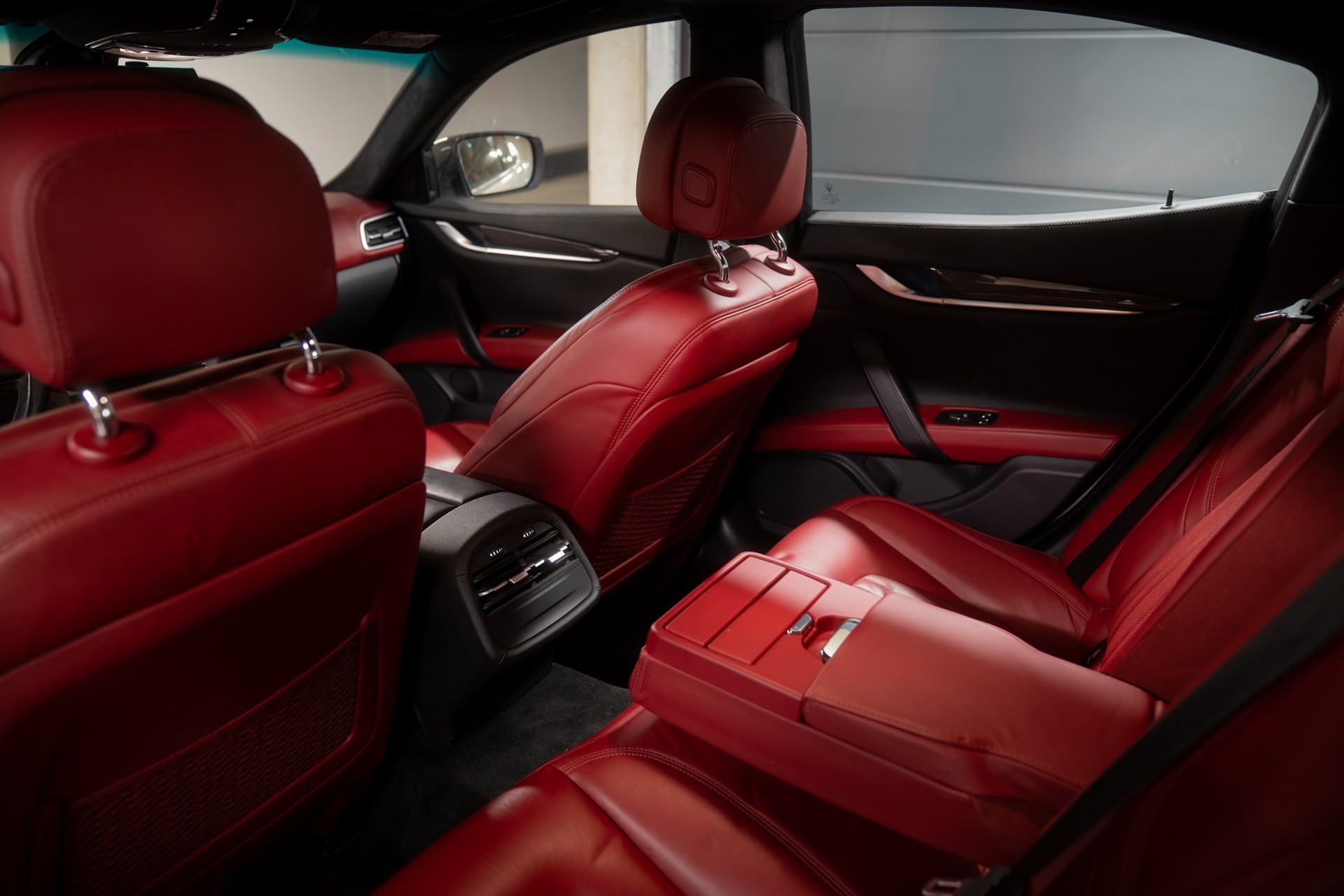MASERATI 3.0 V6 S Q4-image-9