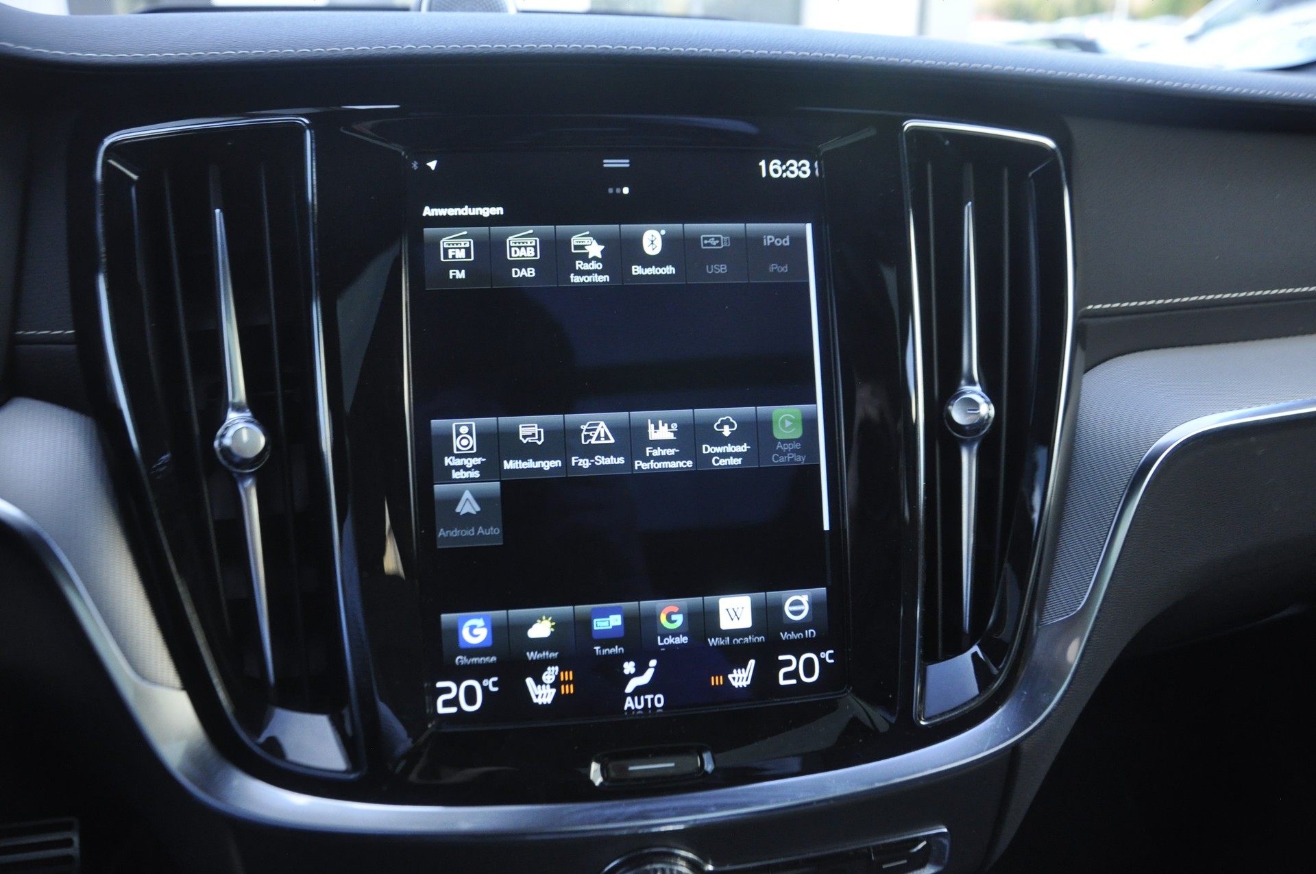 VOLVO V60 T8 eAWD Twin Engine Polestar Geartronic I Anhängerkupplung-image-11