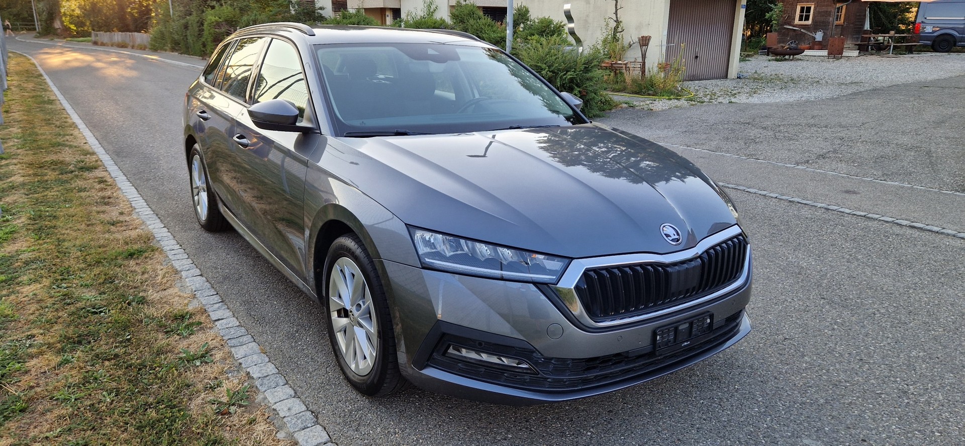 SKODA 2.0 TSI Ambition 4x4 DSG-image-1