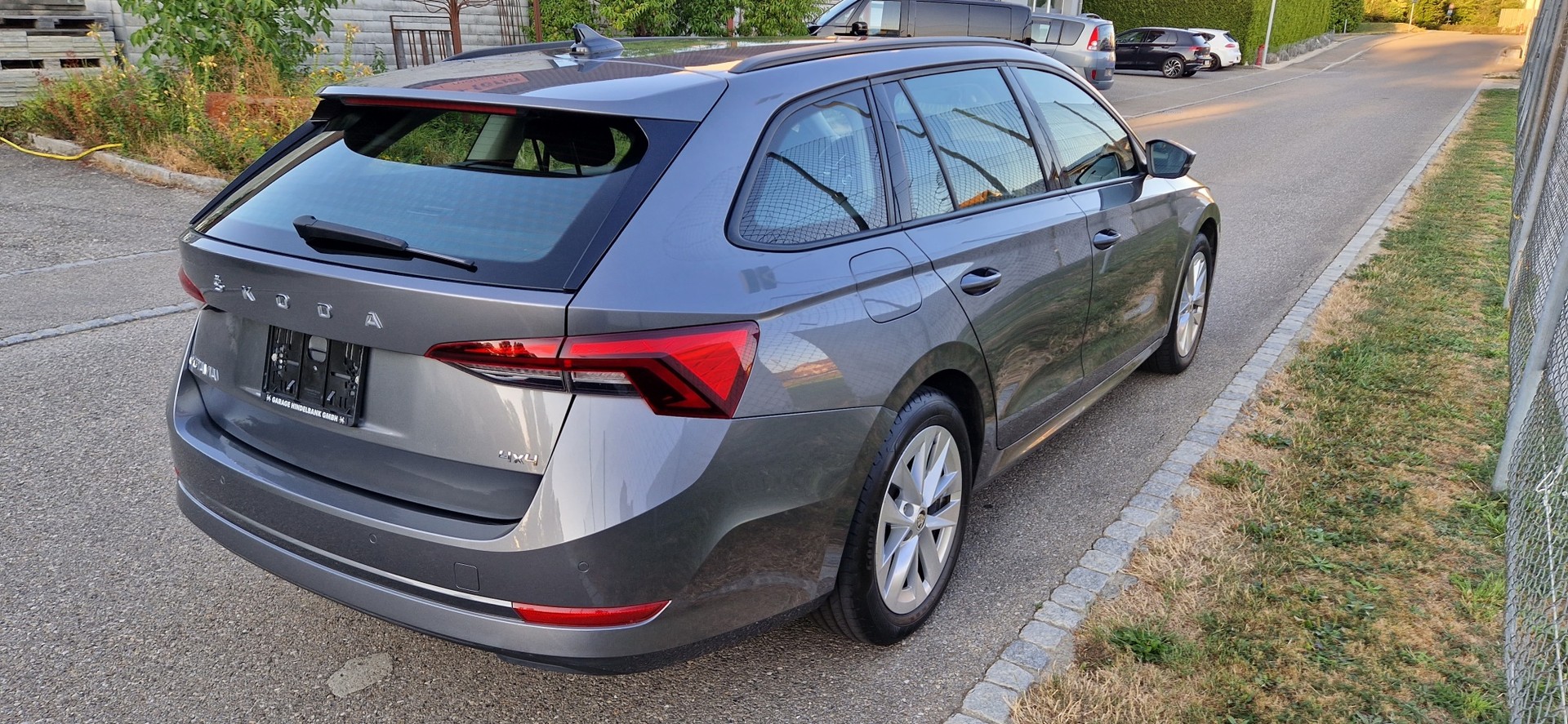 SKODA 2.0 TSI Ambition 4x4 DSG-image-2