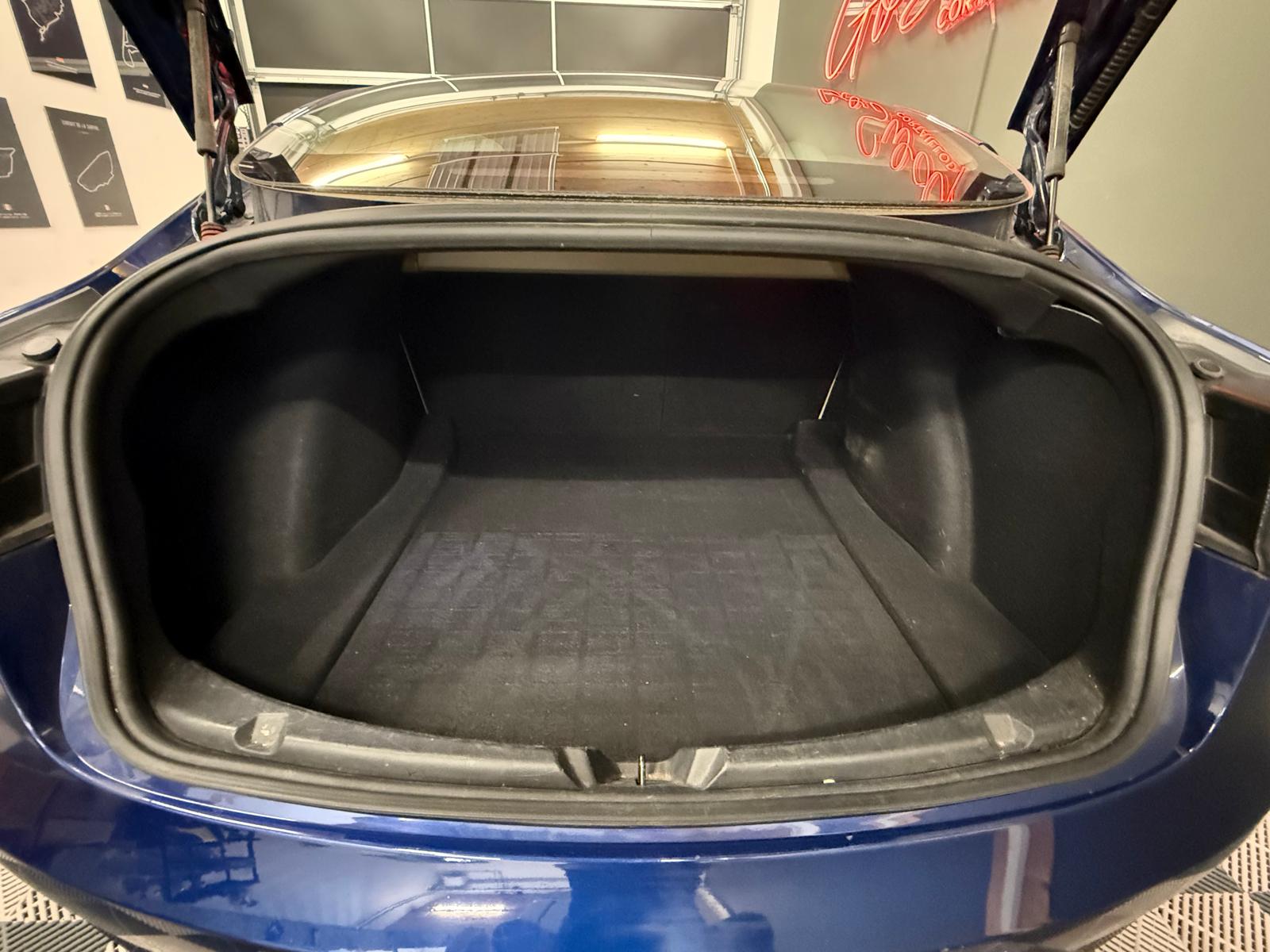 TESLA Model 3 Long Range Dual Motor AWD-image-13