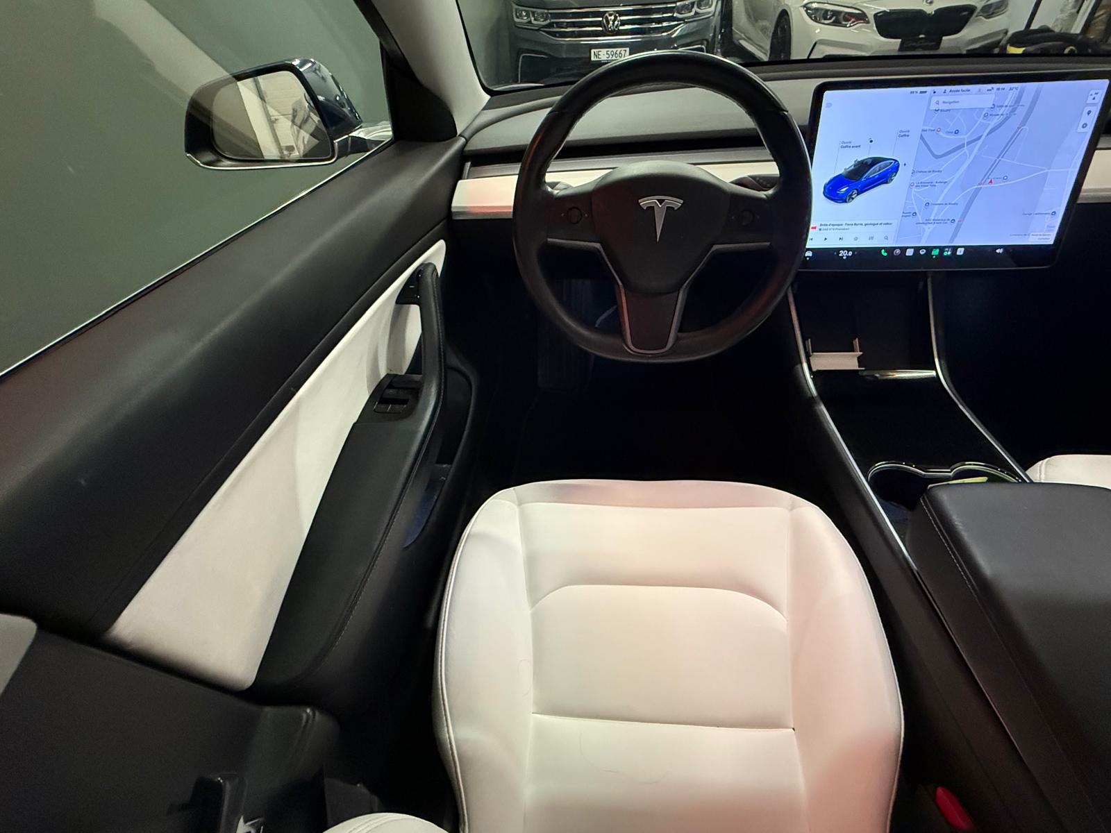 TESLA Model 3 Long Range Dual Motor AWD-image-17