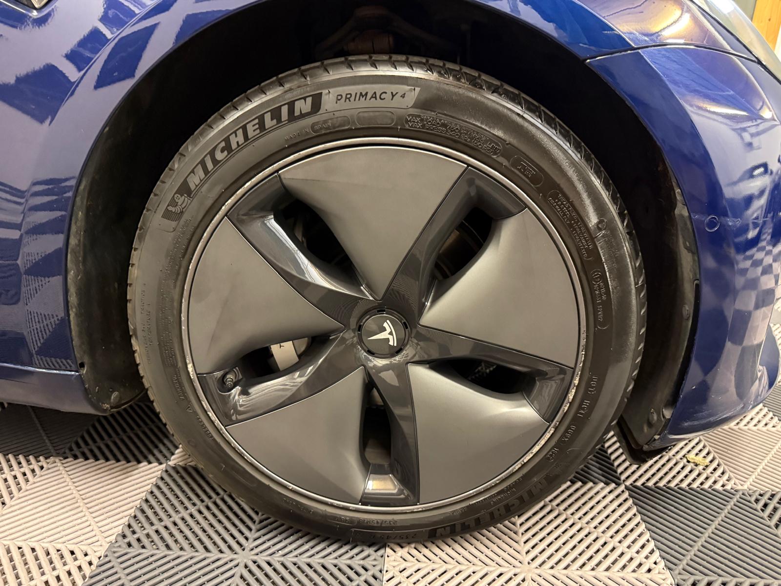 TESLA Model 3 Long Range Dual Motor AWD-image-26