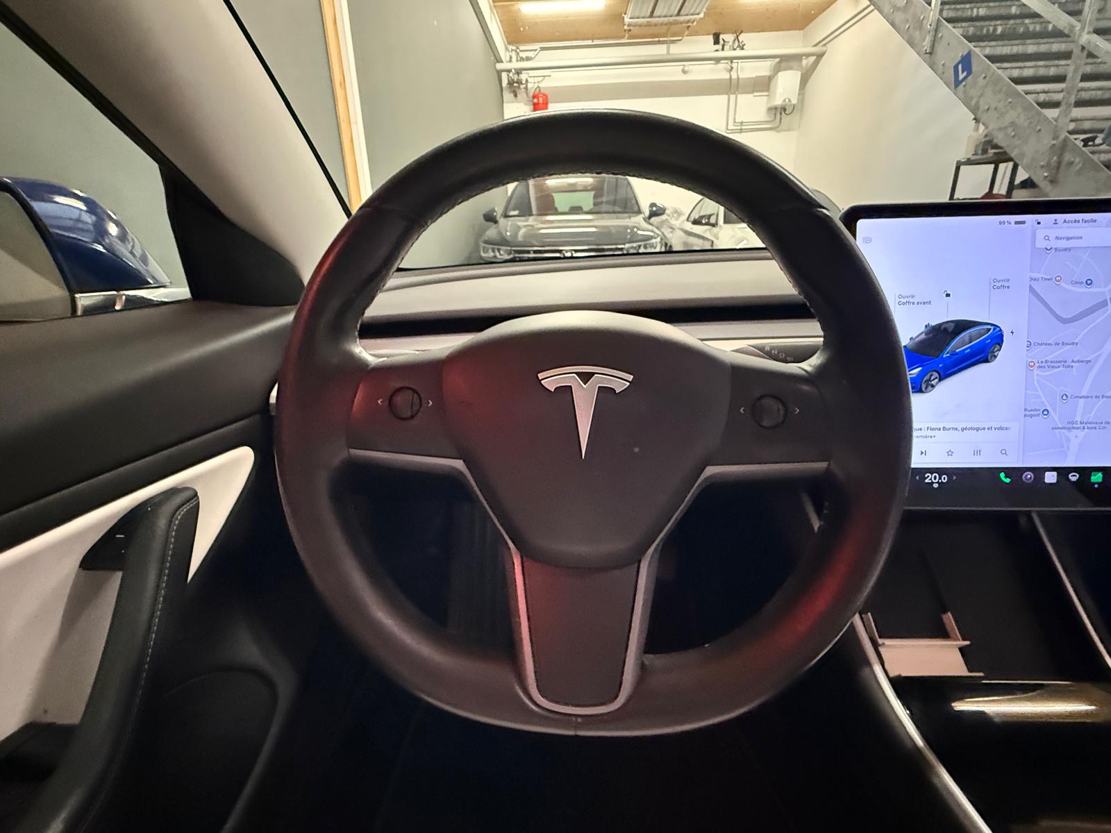 TESLA Model 3 Long Range Dual Motor AWD-image-18